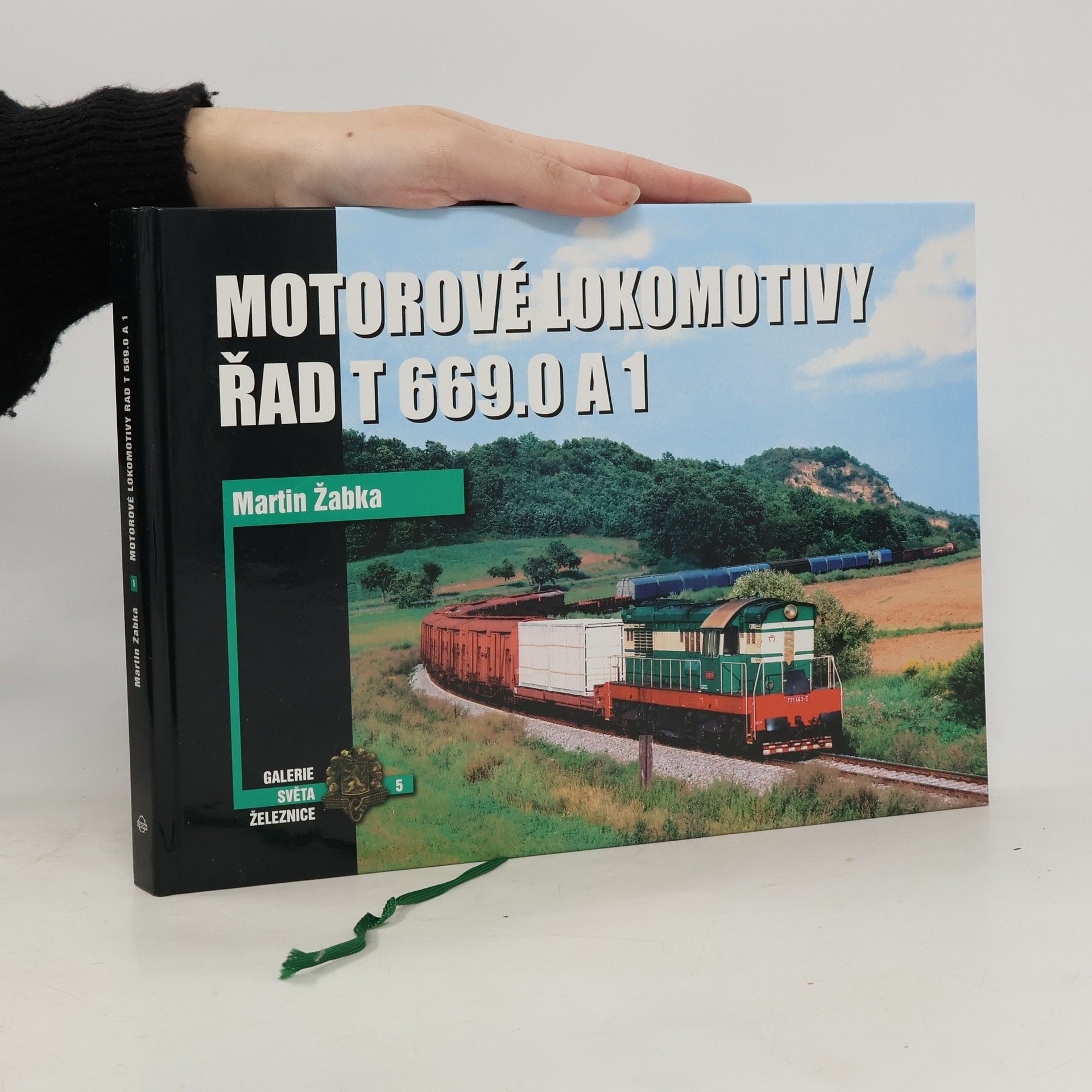 Michal Martinek Motorové vozy a jednotky Ganz u ČSD (2)