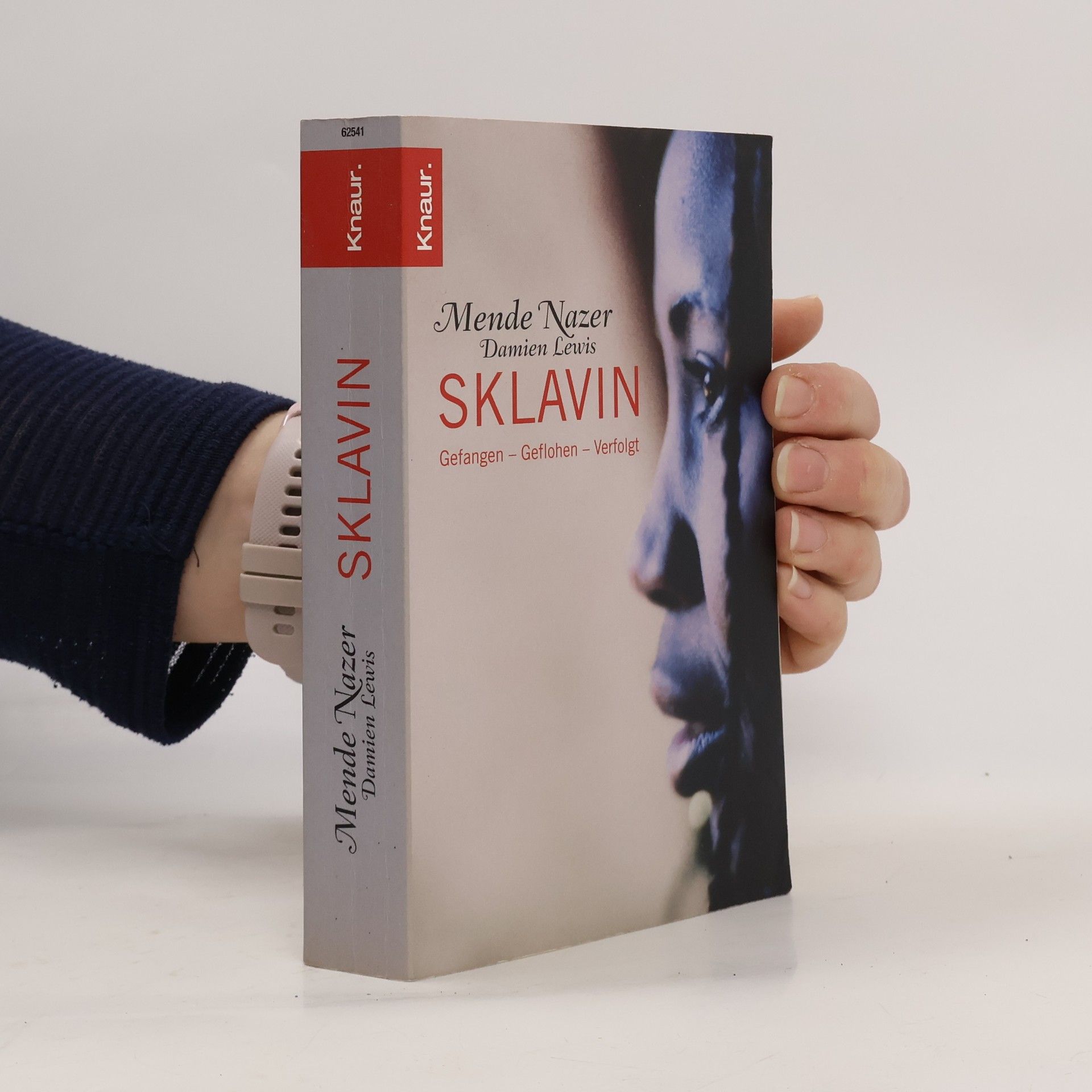 Mende Nazer Sklavin Gefangen - Geflohen - Verfolgt