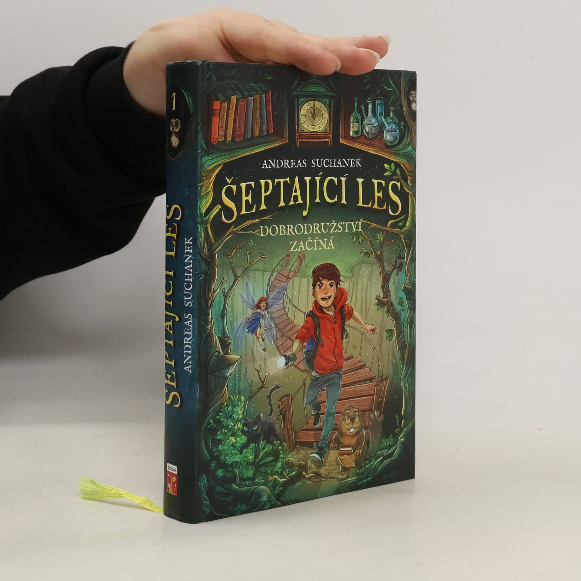 Šeptající les. Dobrodružství začíná