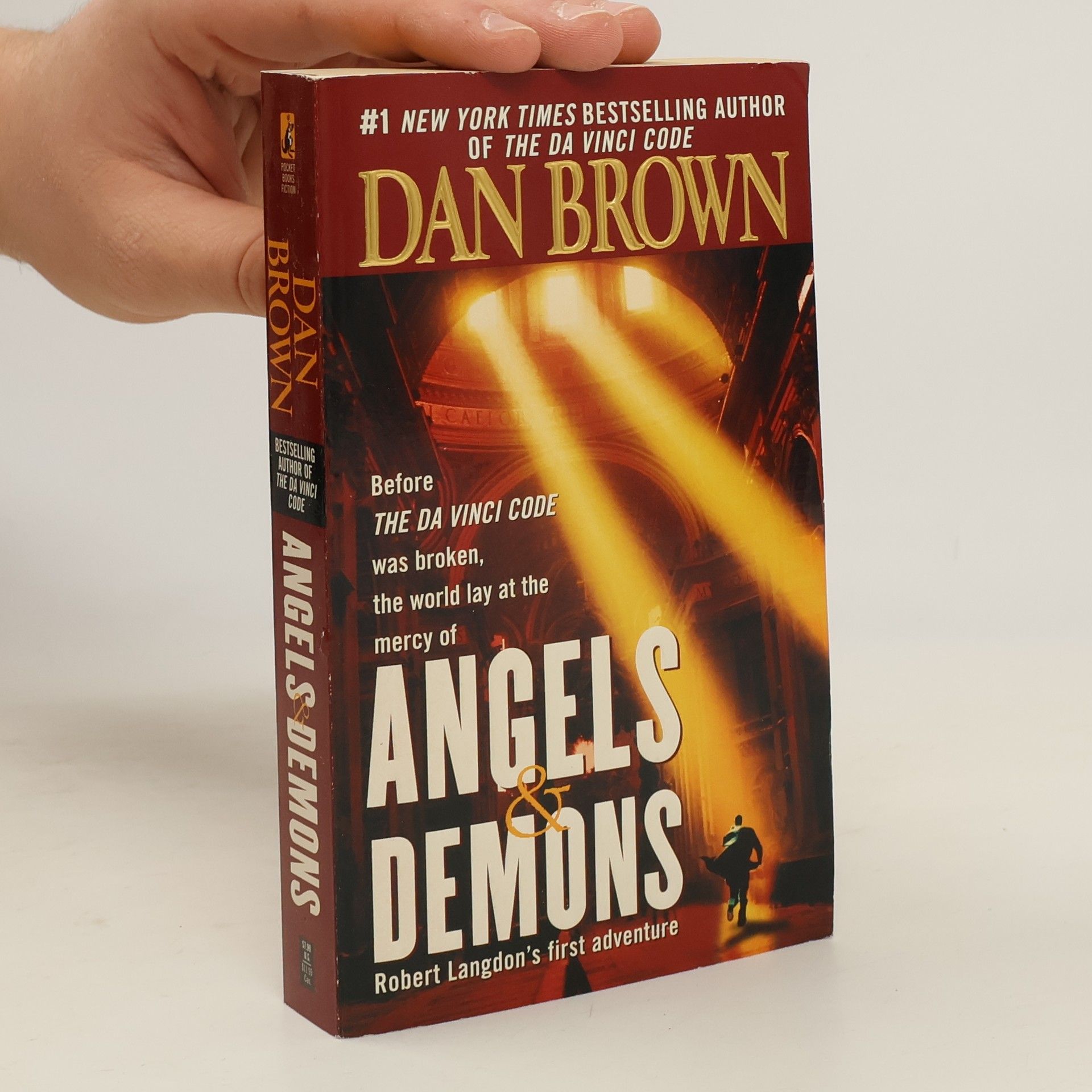 Dan Brown Angels & Demons