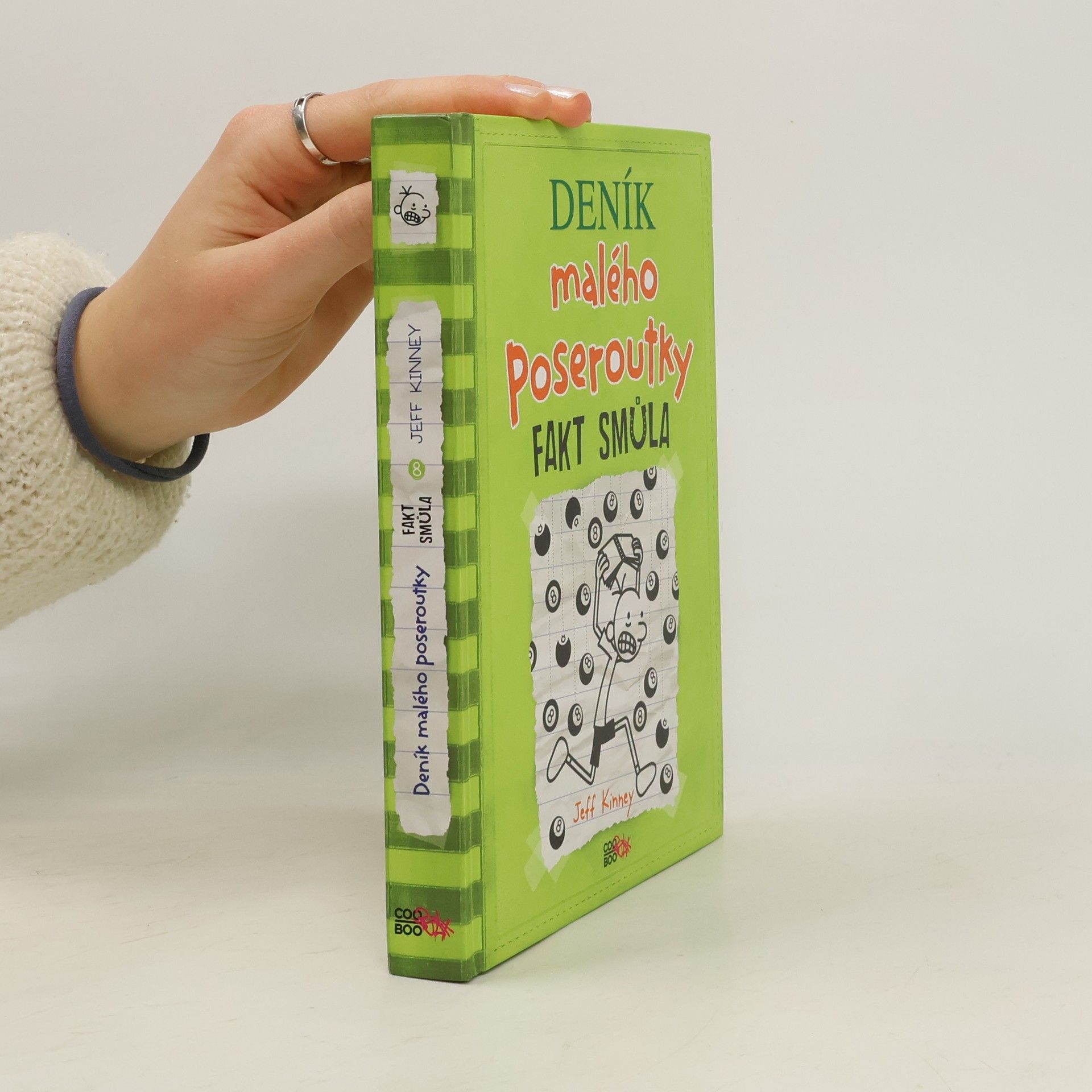 Jeff Kinney Deník malého poseroutky 8. Fakt smůla