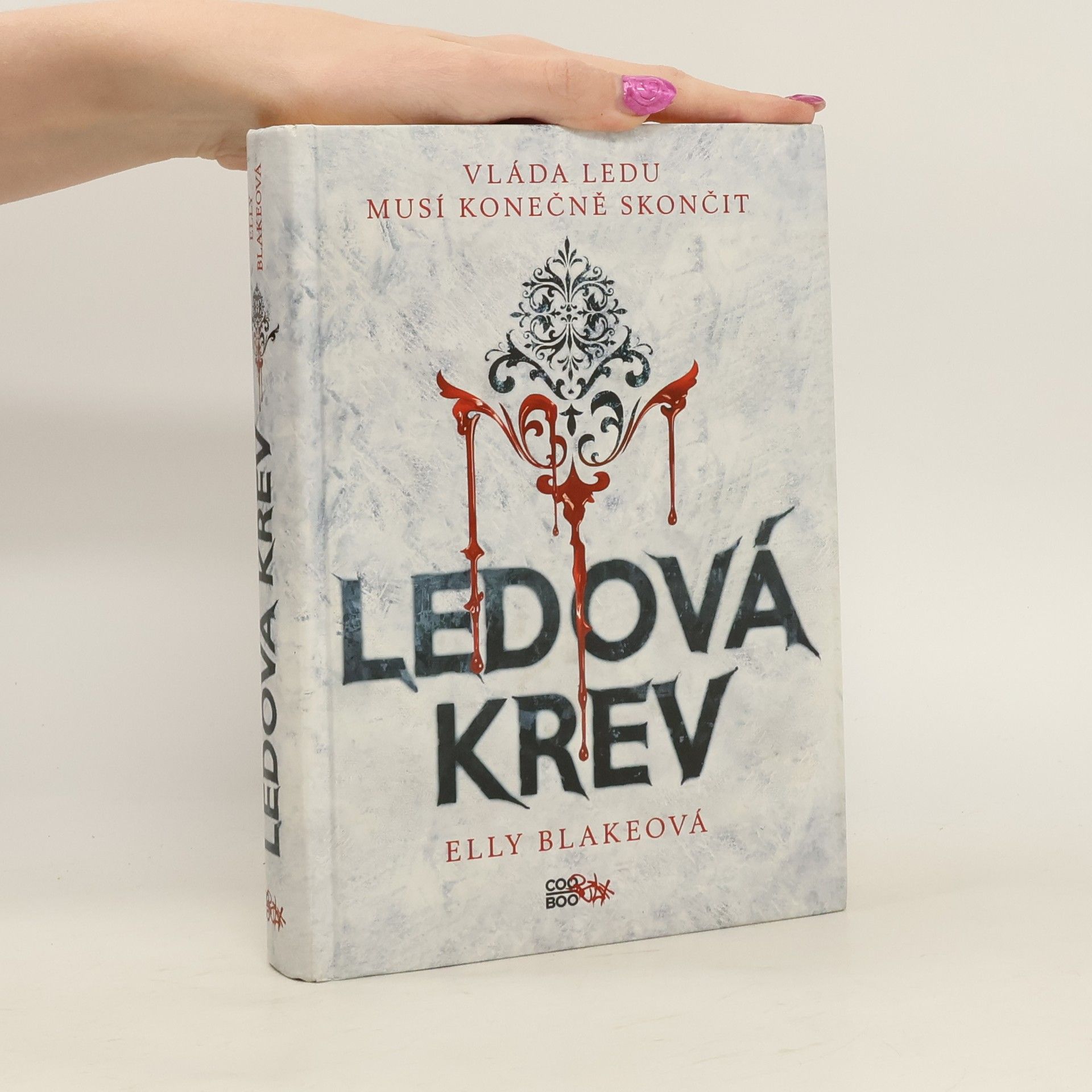 Elly Blake Ledová krev