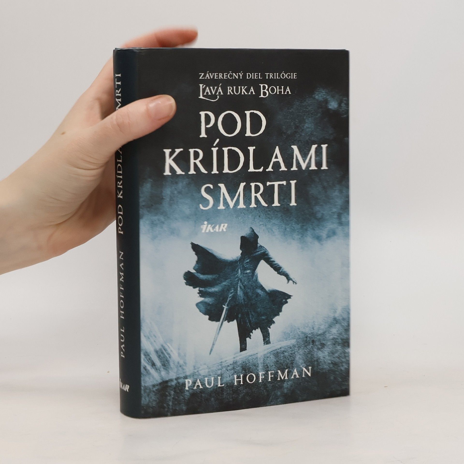 Paul Hoffman Pod krídlami smrti