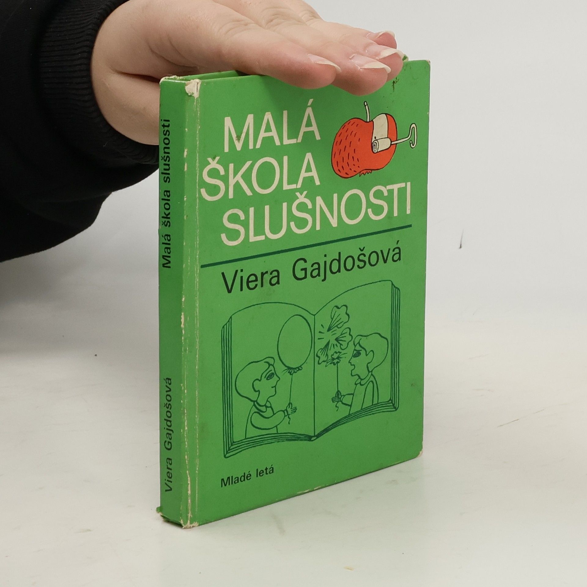 Malá škola slušnosti