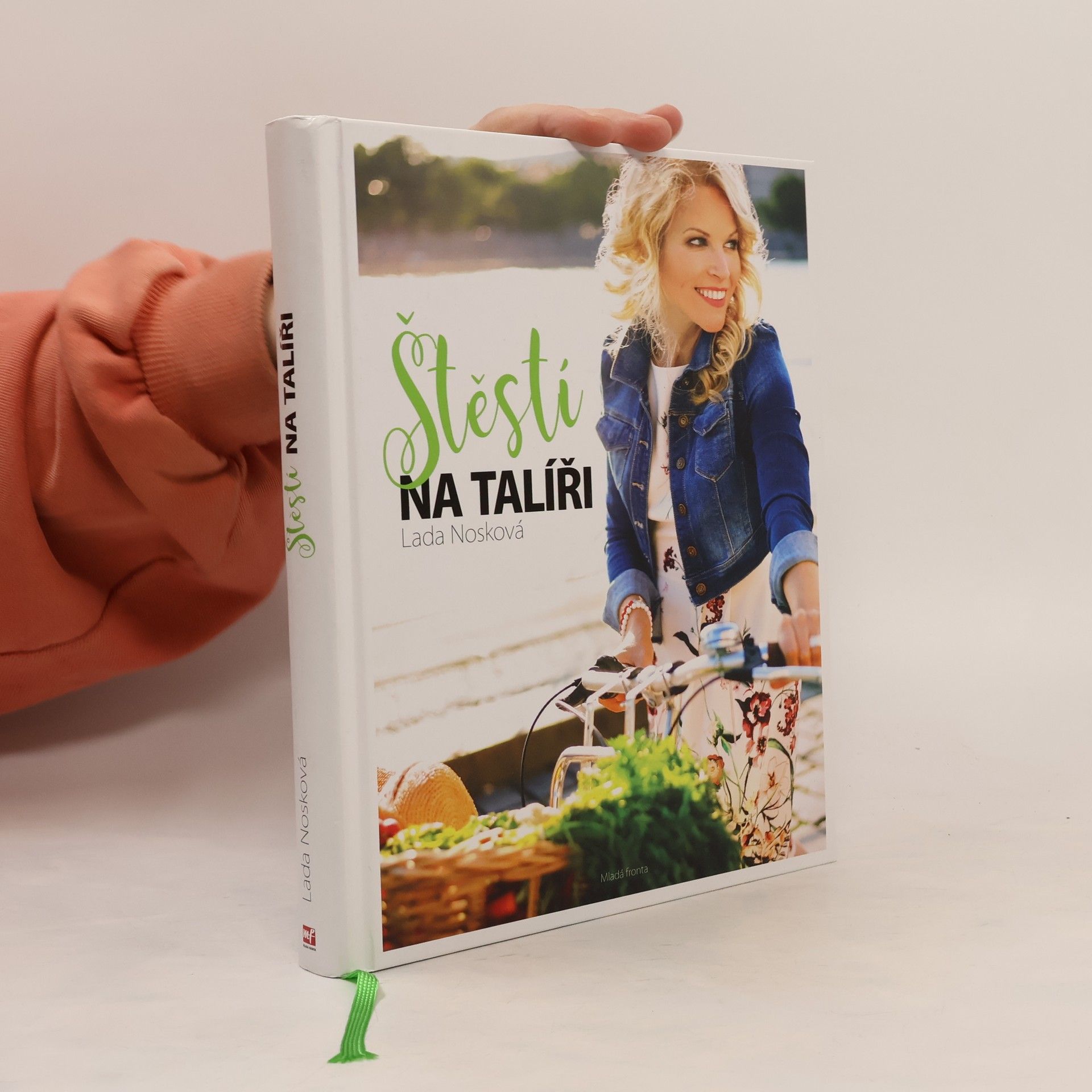Lada Nosková Štěstí na talíři