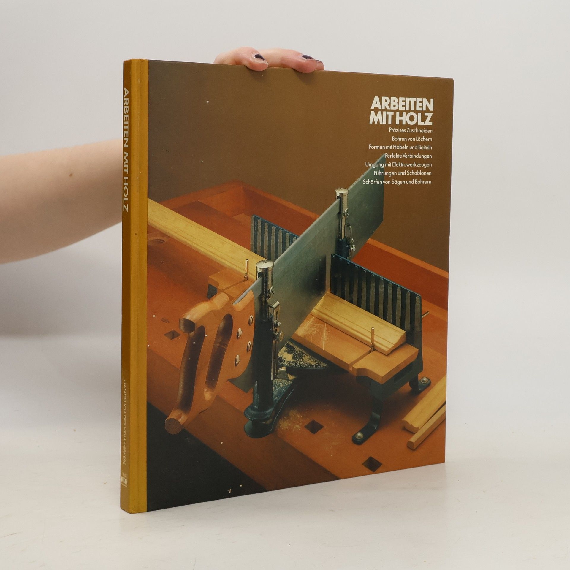 Lynn R. Addison Arbeiten mit Holz