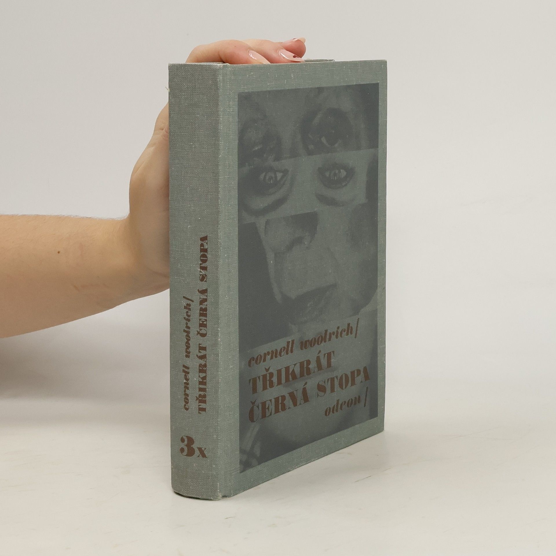 Třikrát černá stopa