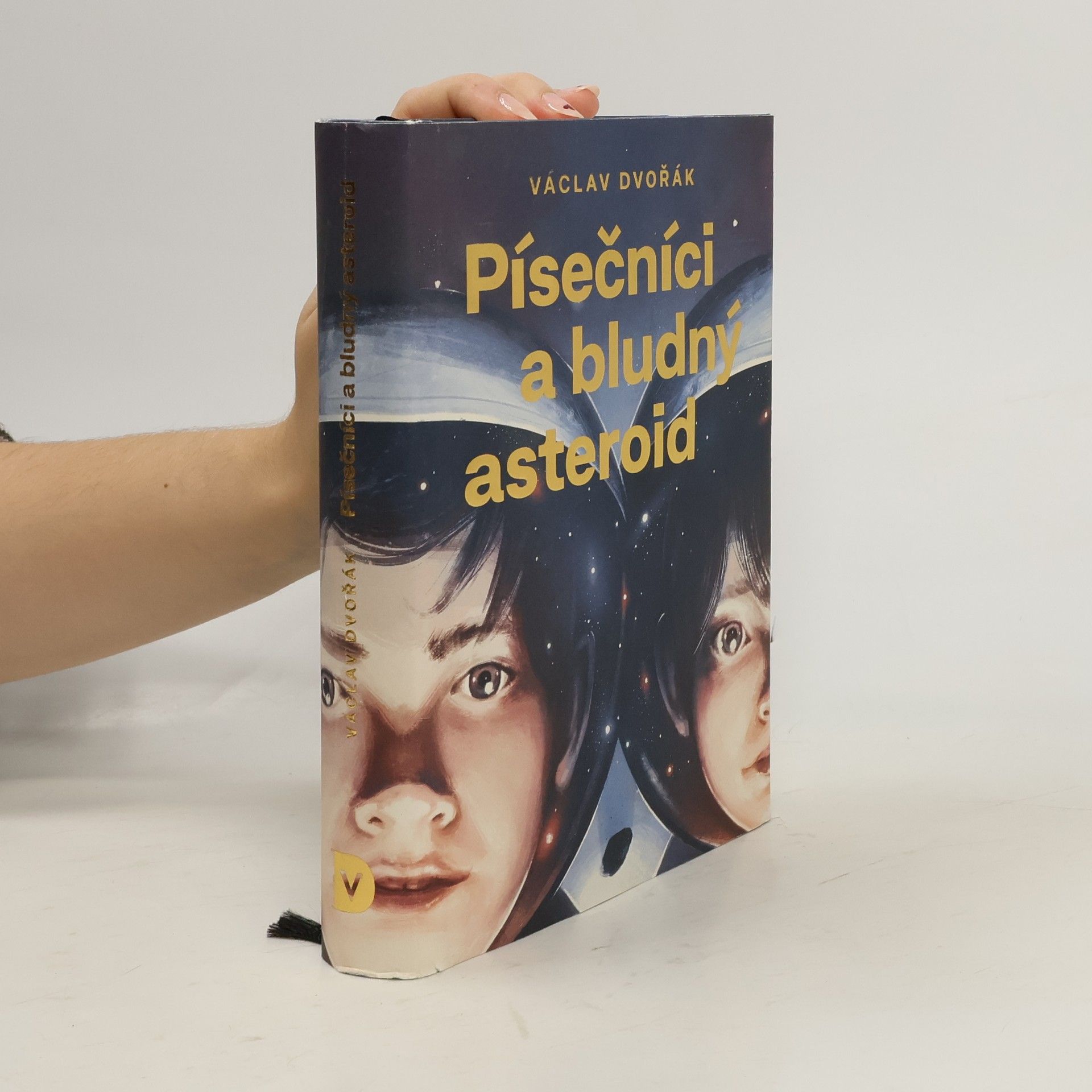 Václav Dvořák Písečníci a bludný asteroid