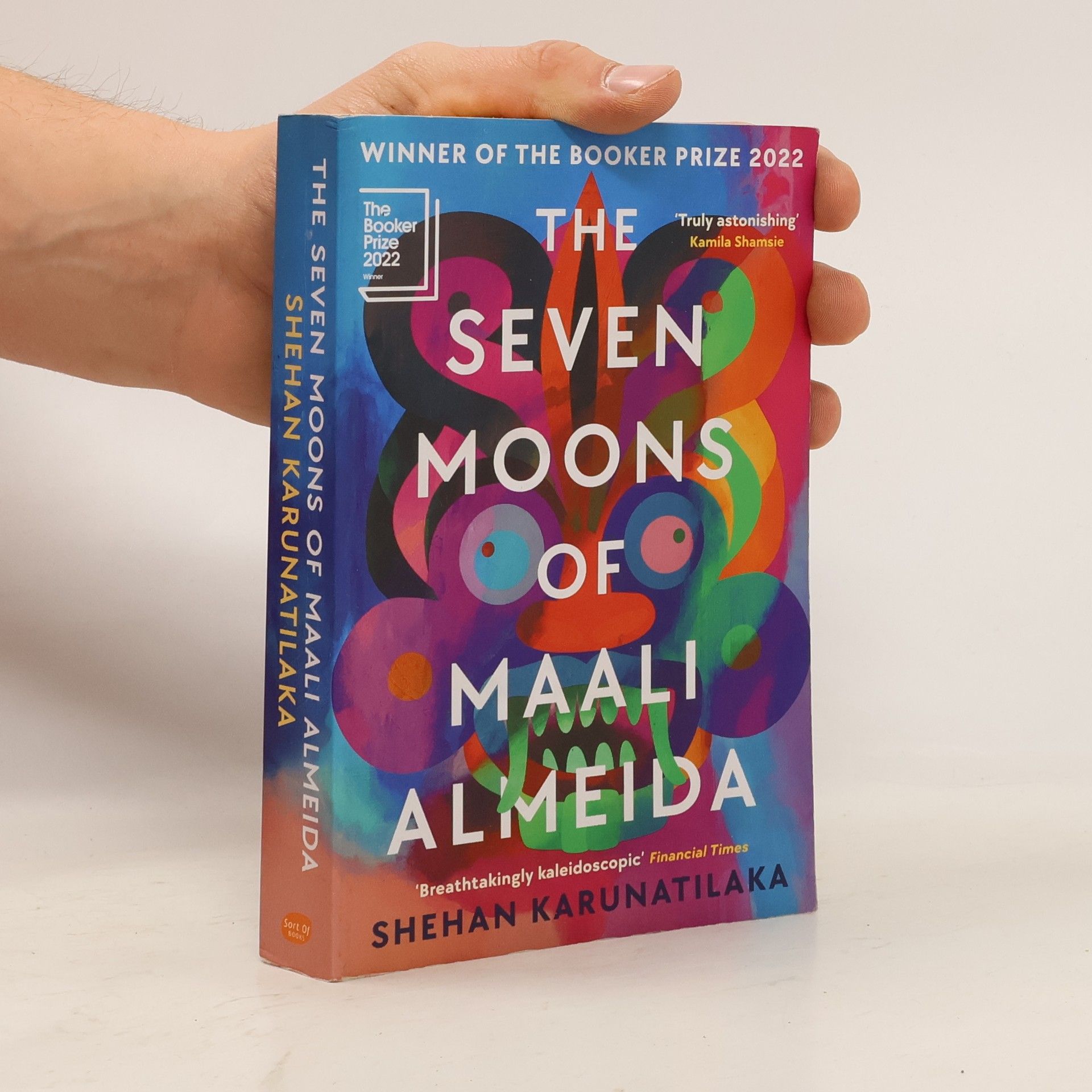 Shehan Karunatilaka The Seven Moons of Maali Almeida