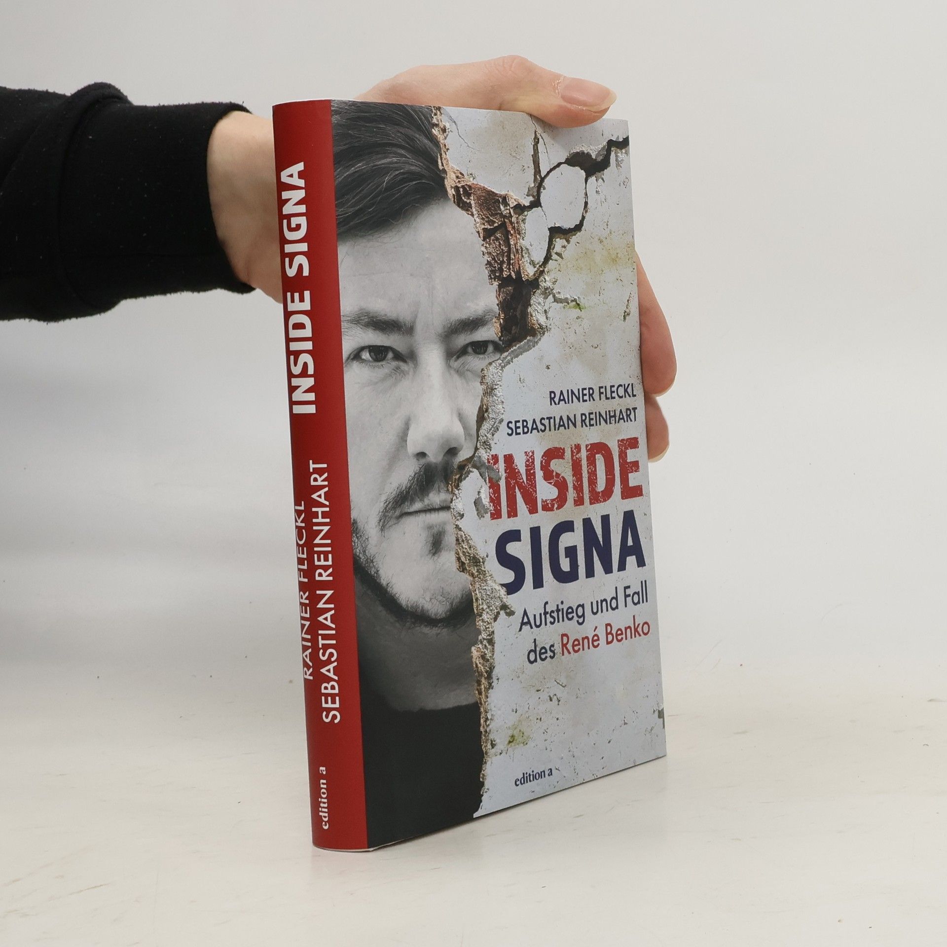 Rainer Fleckl Inside Signa