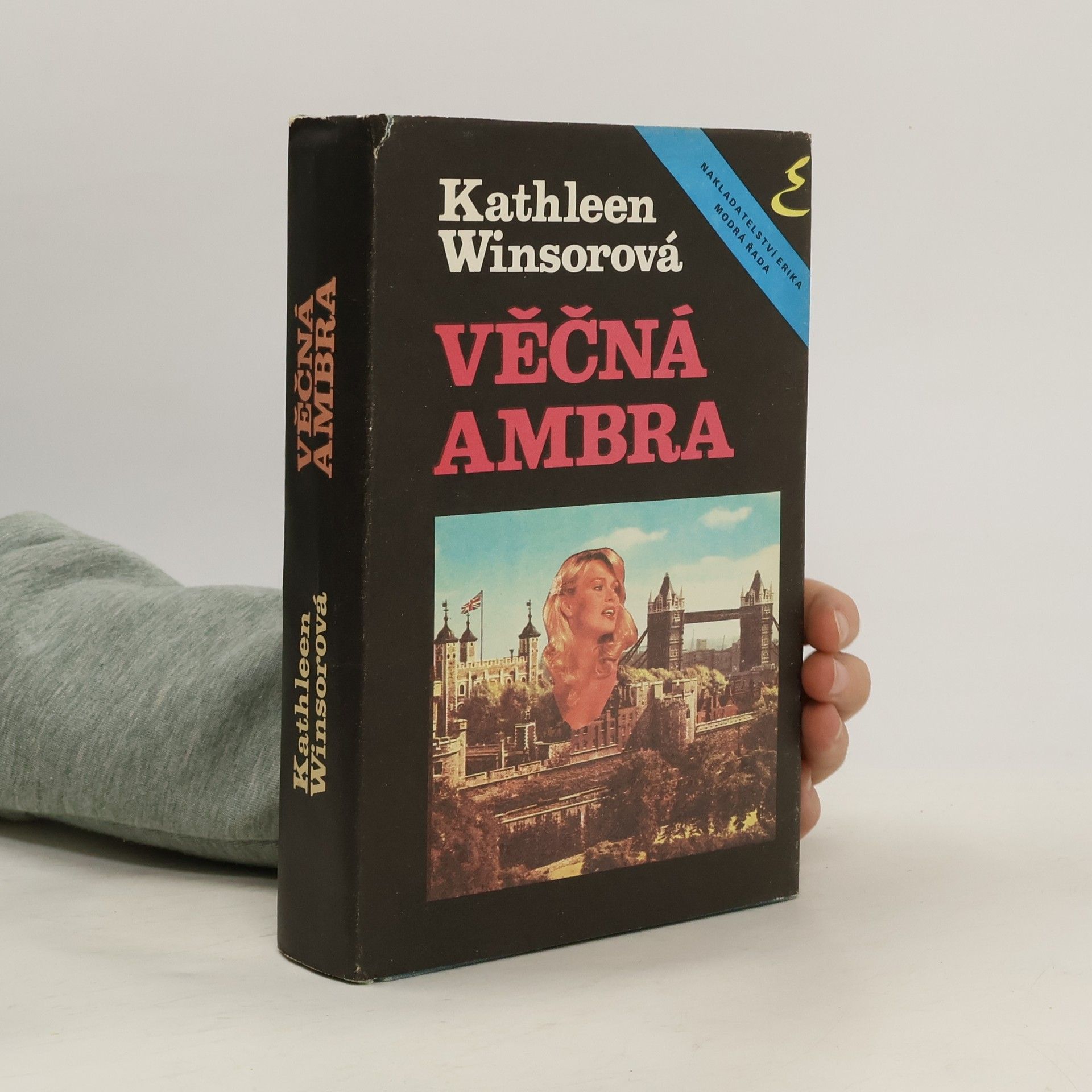 Kathleen Winsor Věčná Ambra