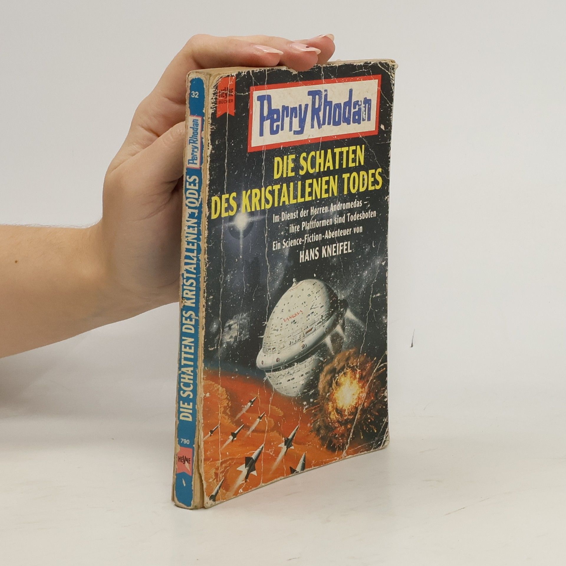 Hans Kneifel Perry Rhodan - 32: Die Schatten des kristallenen Todes