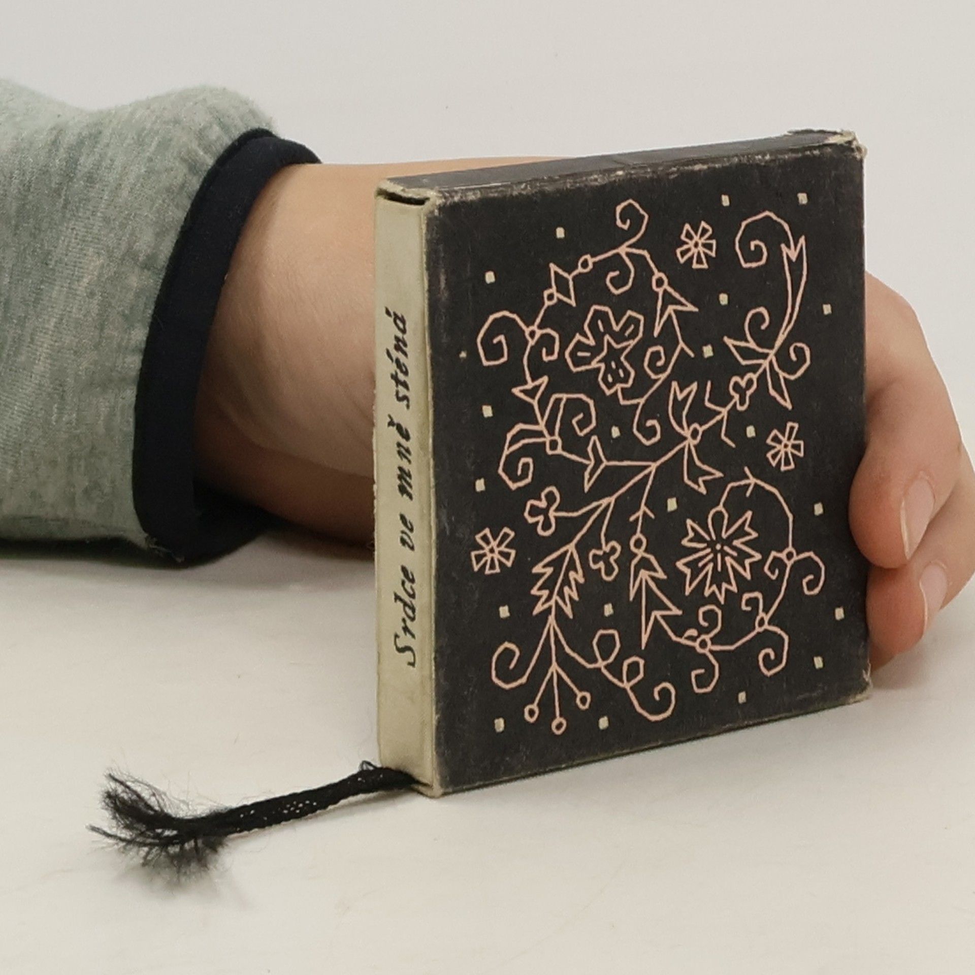 Srdce ve mně sténá. Výbor z milostné poezie trobadorů