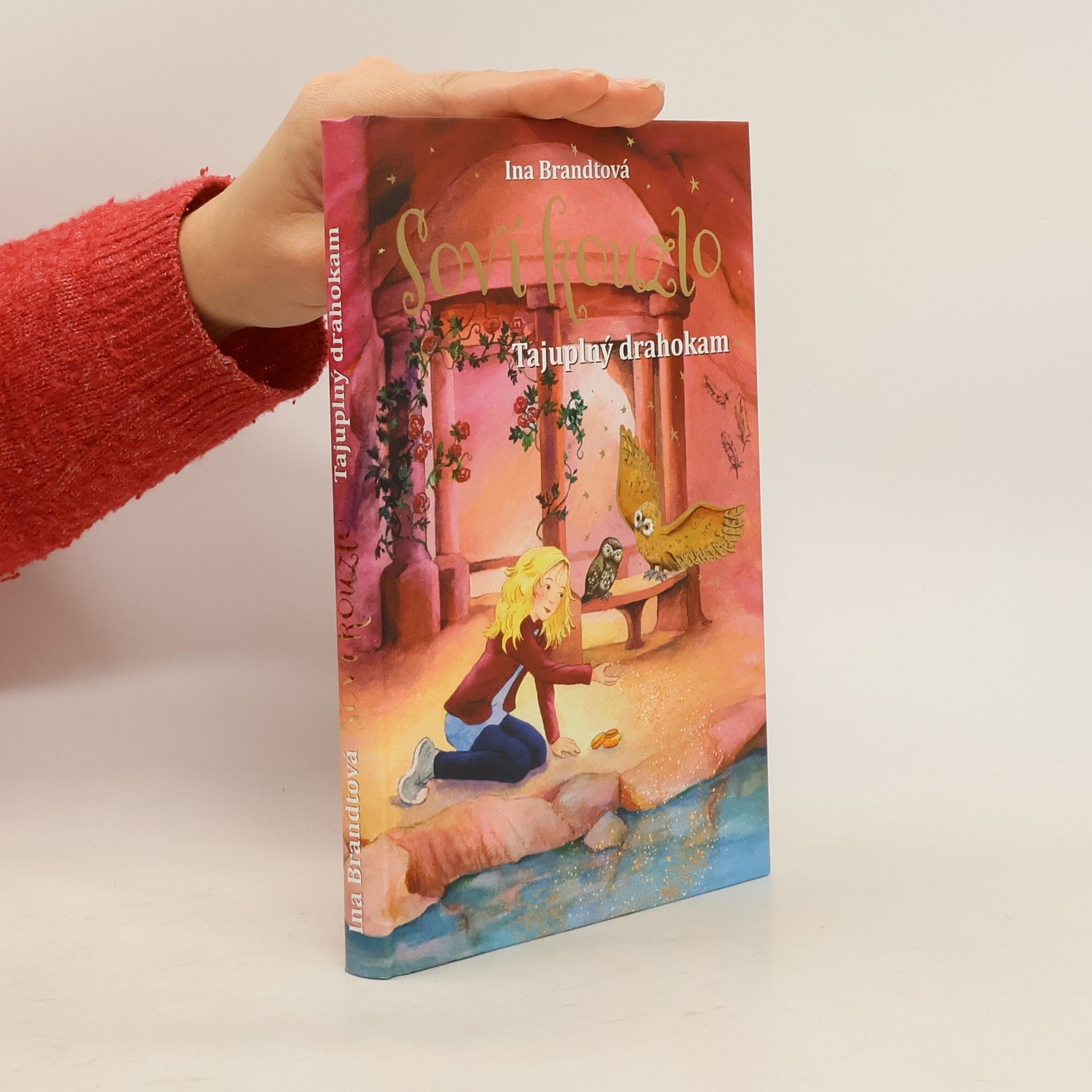 Soví kouzlo. Tajuplný drahokam