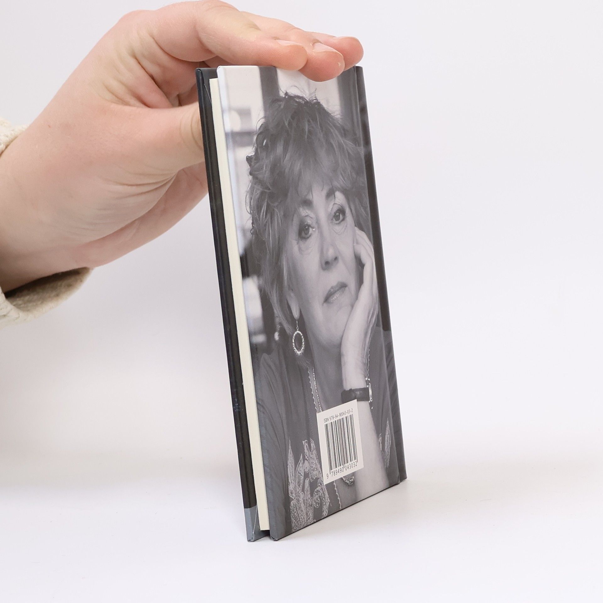 Dorinde van Oort De eerste steen