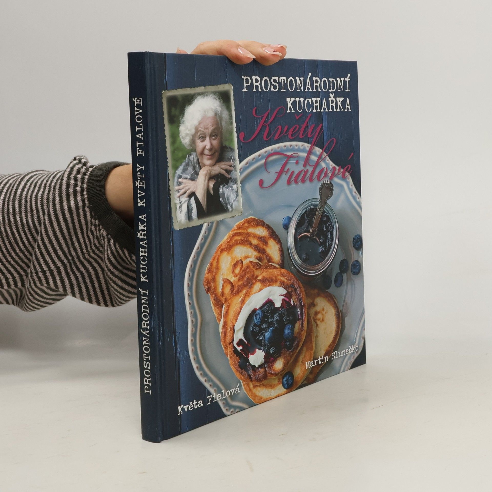 Prostonárodní kuchařka Květy Fialové