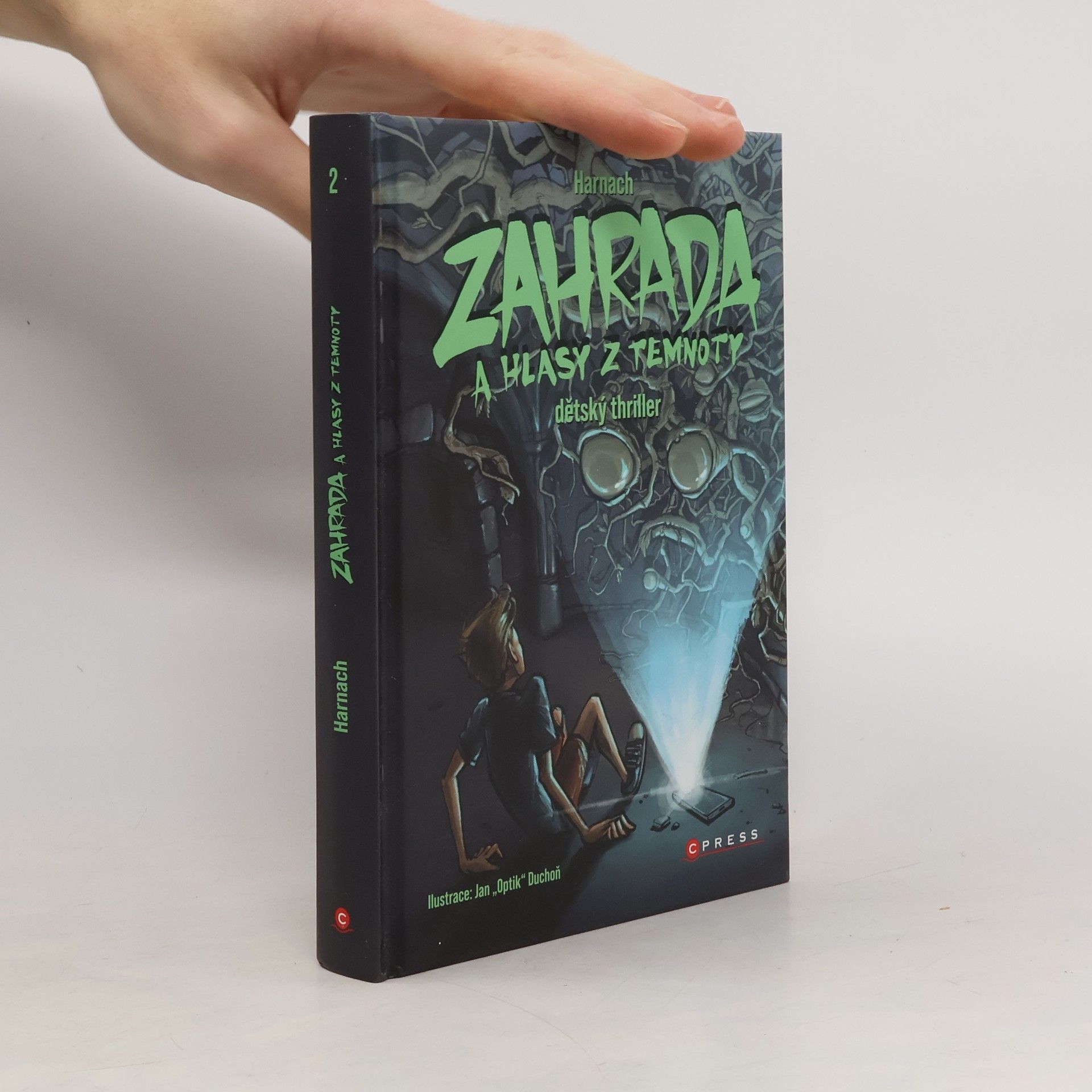 Zahrada a hlasy z temnoty