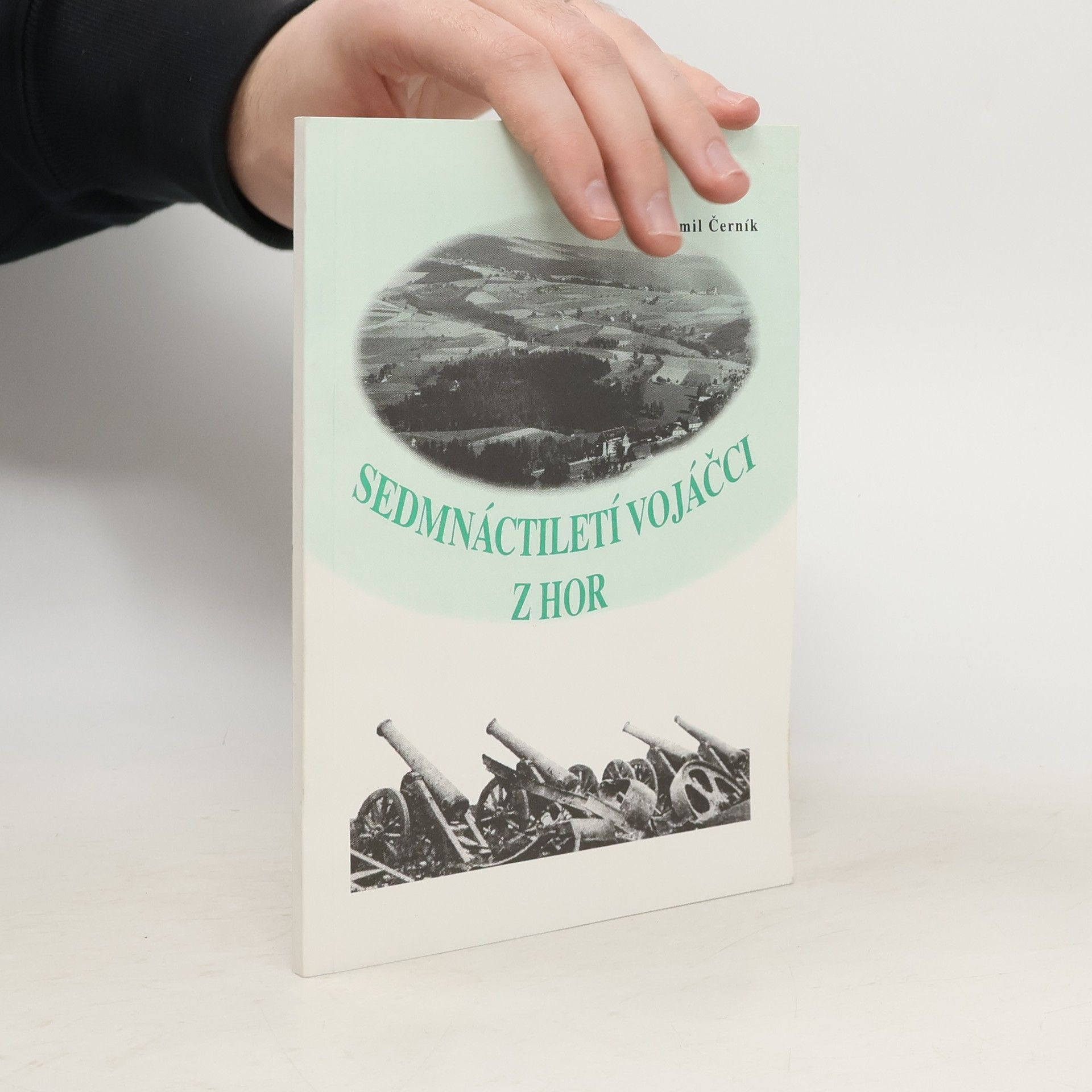 Sedmnáctiletí vojáčci z hor