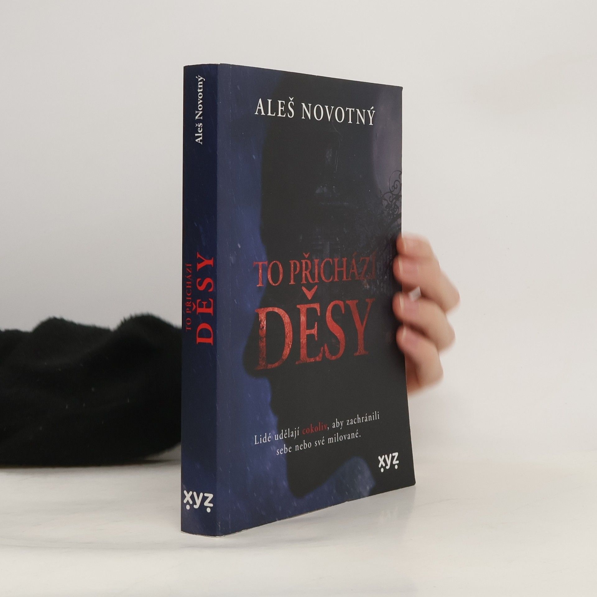 To přichází děsy