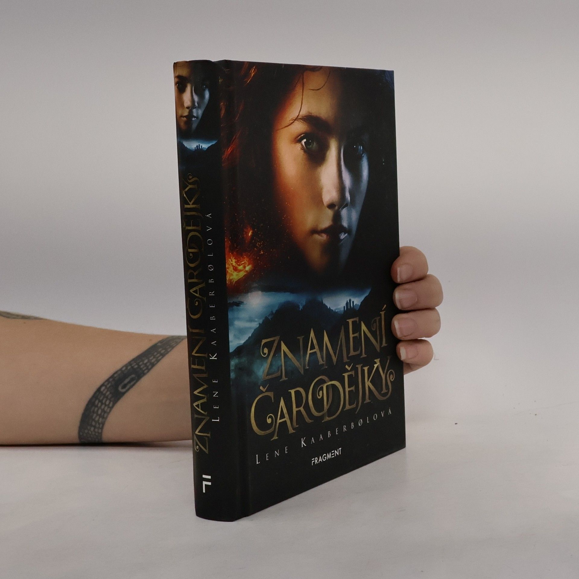 Lene Kaaberbøl Znamení čarodějky