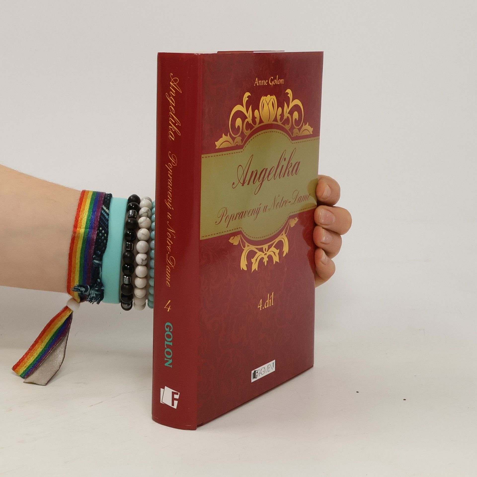 Anne Golon Angelika - Popravený u Notre-Dame (4. díl)