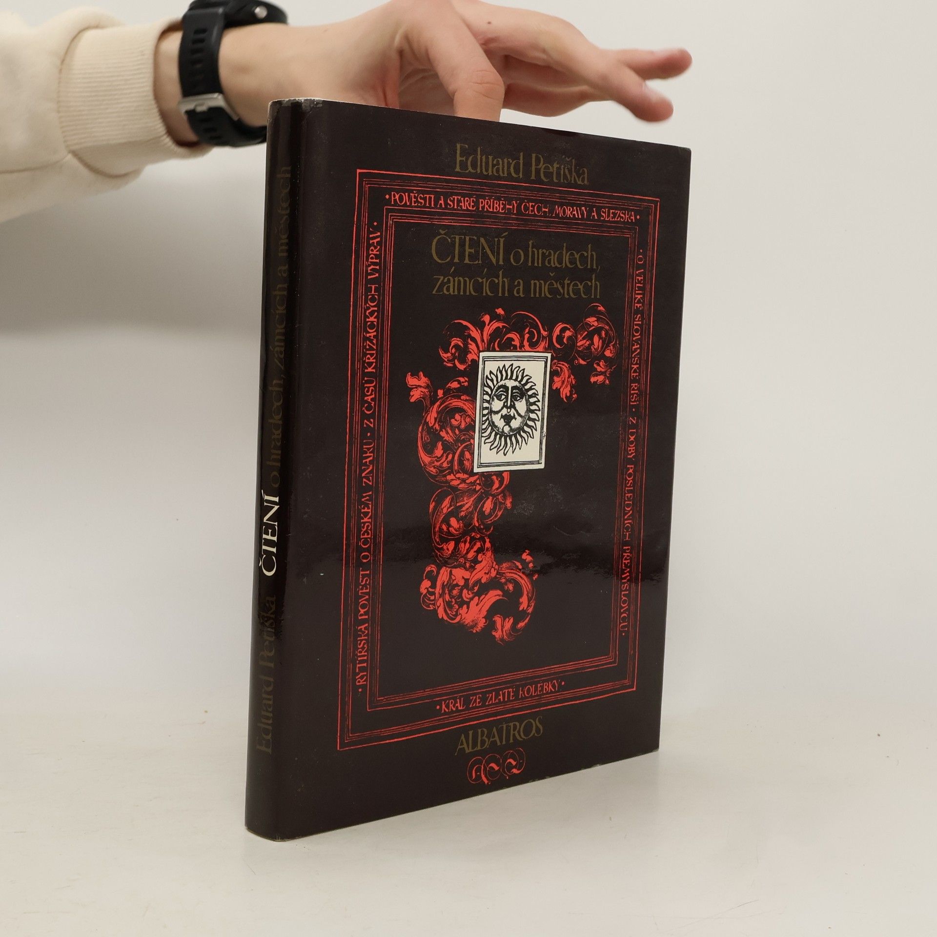Eduard Petiška Čtení o hradech, zámcích a městech
