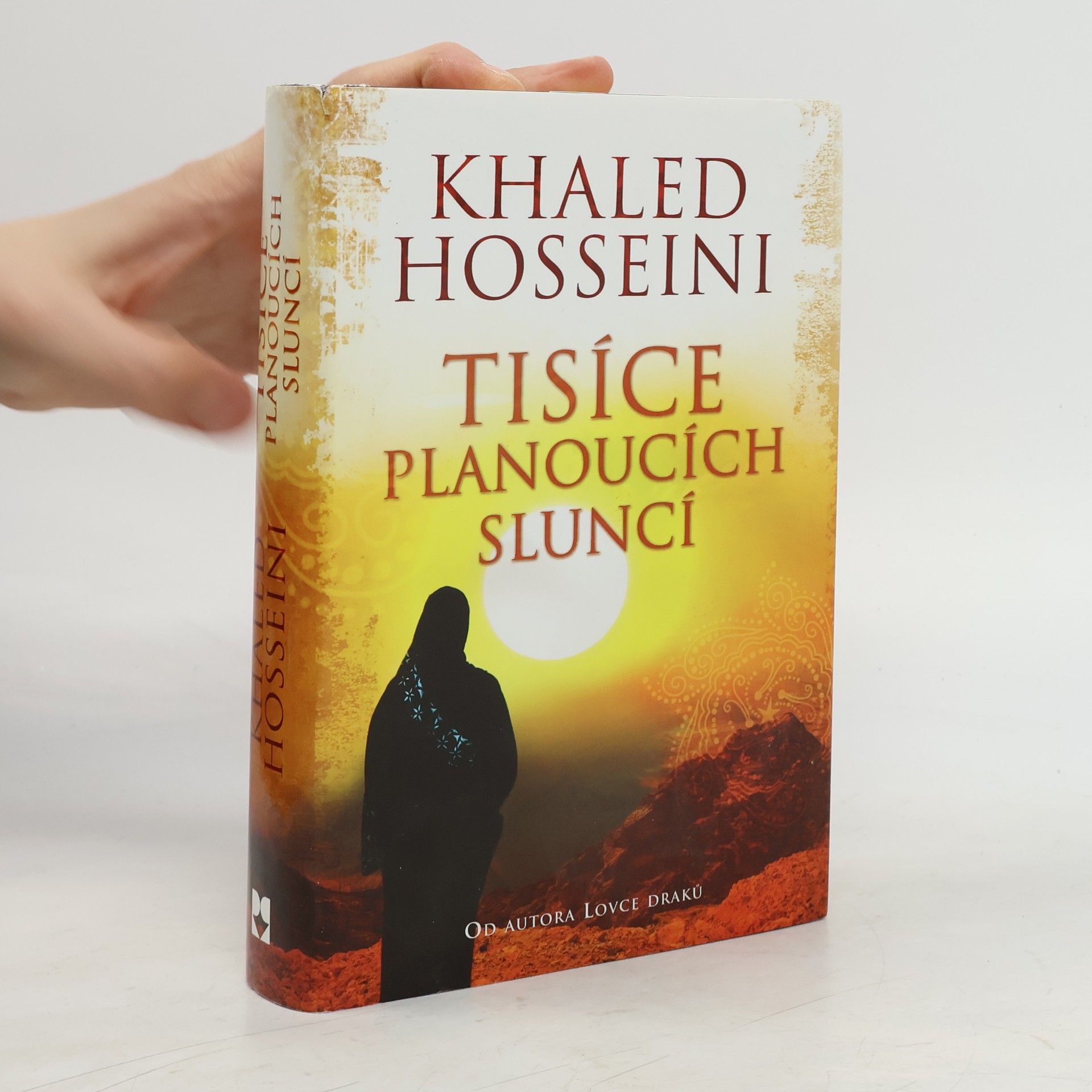 Khaled Hosseini Tisíce planoucích sluncí