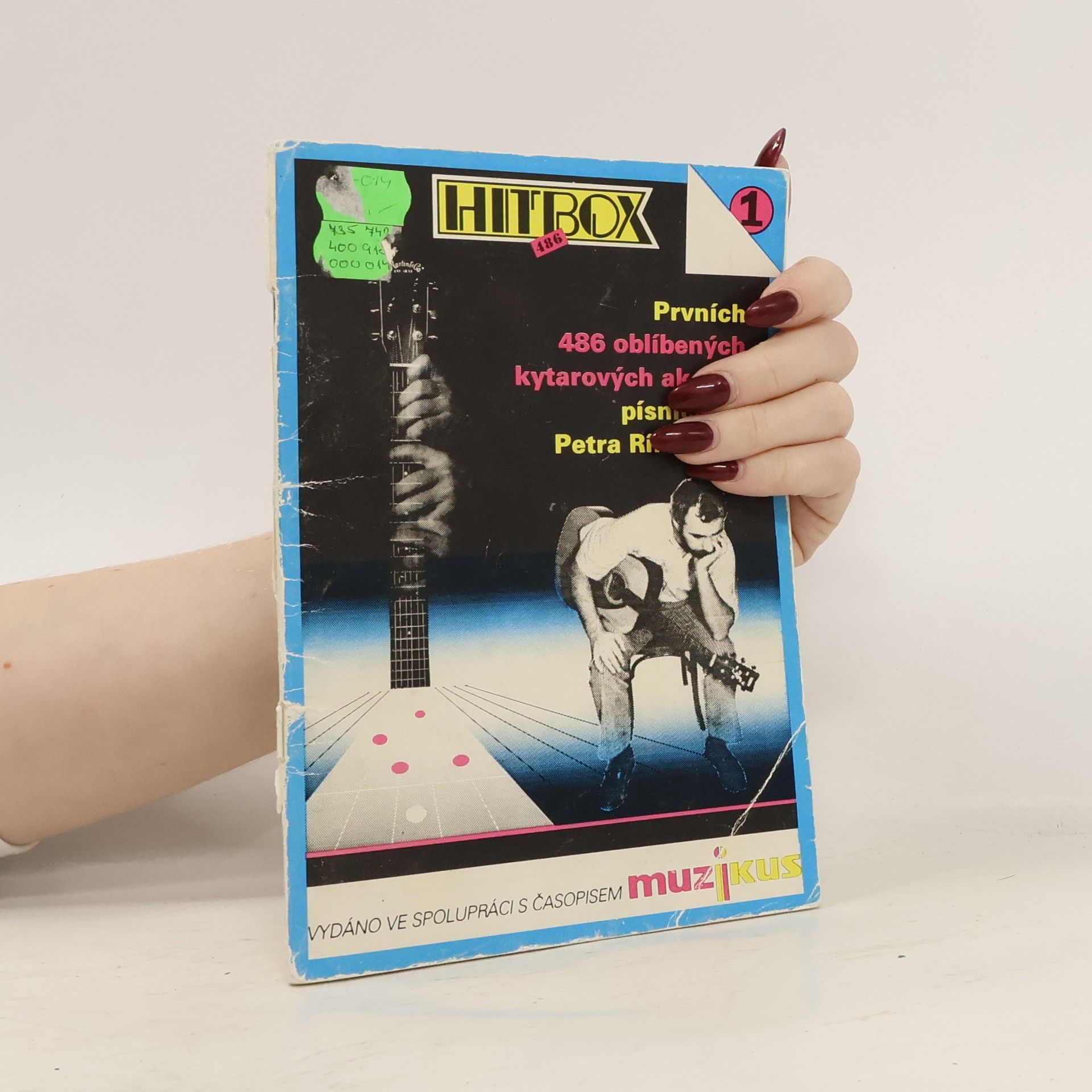 Petr Rímský Prvních 486 oblíbených kytarových akordů písničkáře Petra Rímského