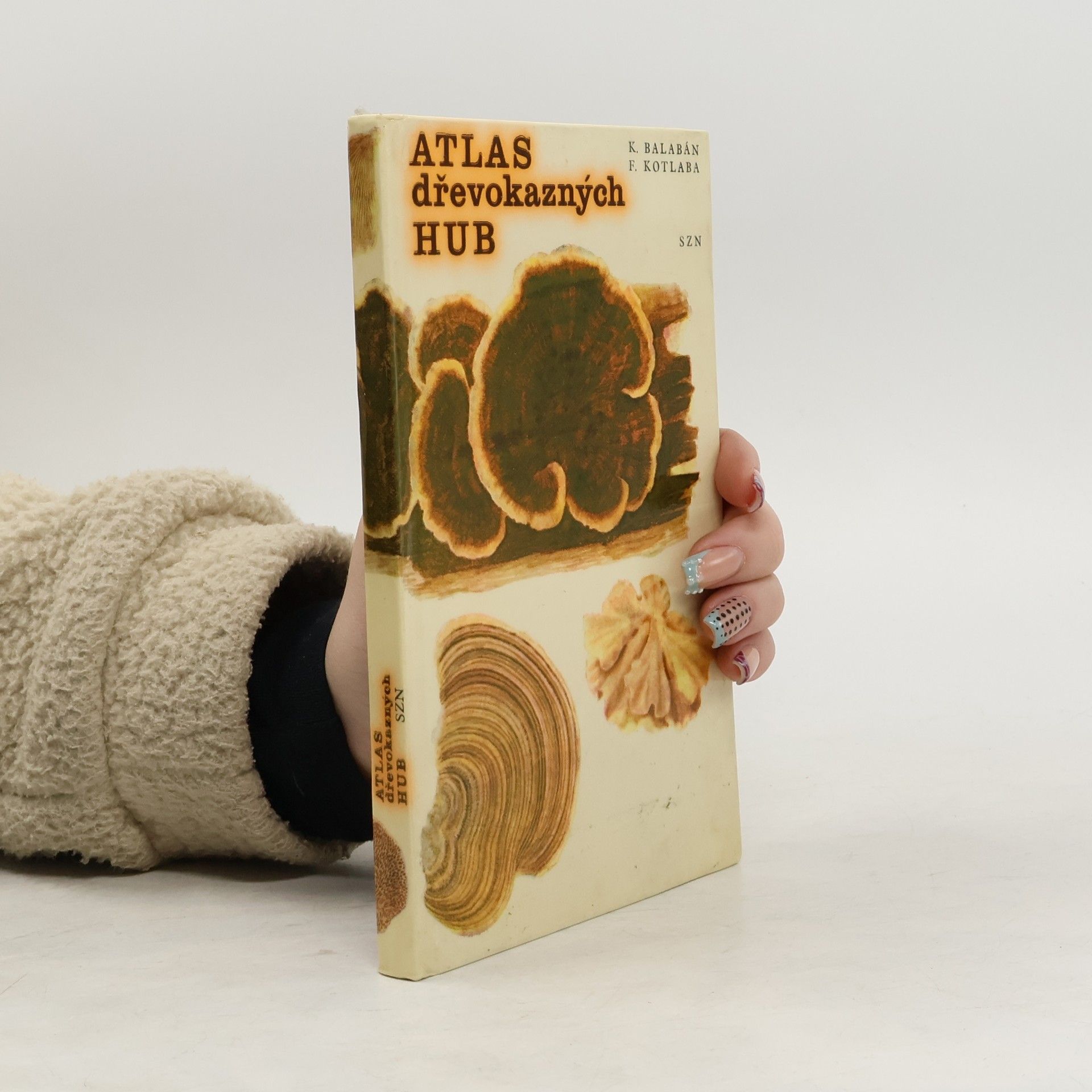 Atlas dřevokazných hub