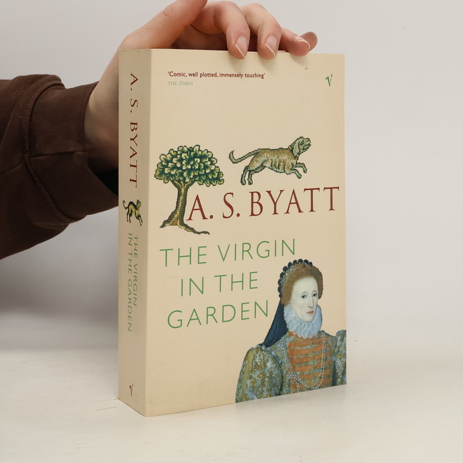 The virgin in the garden