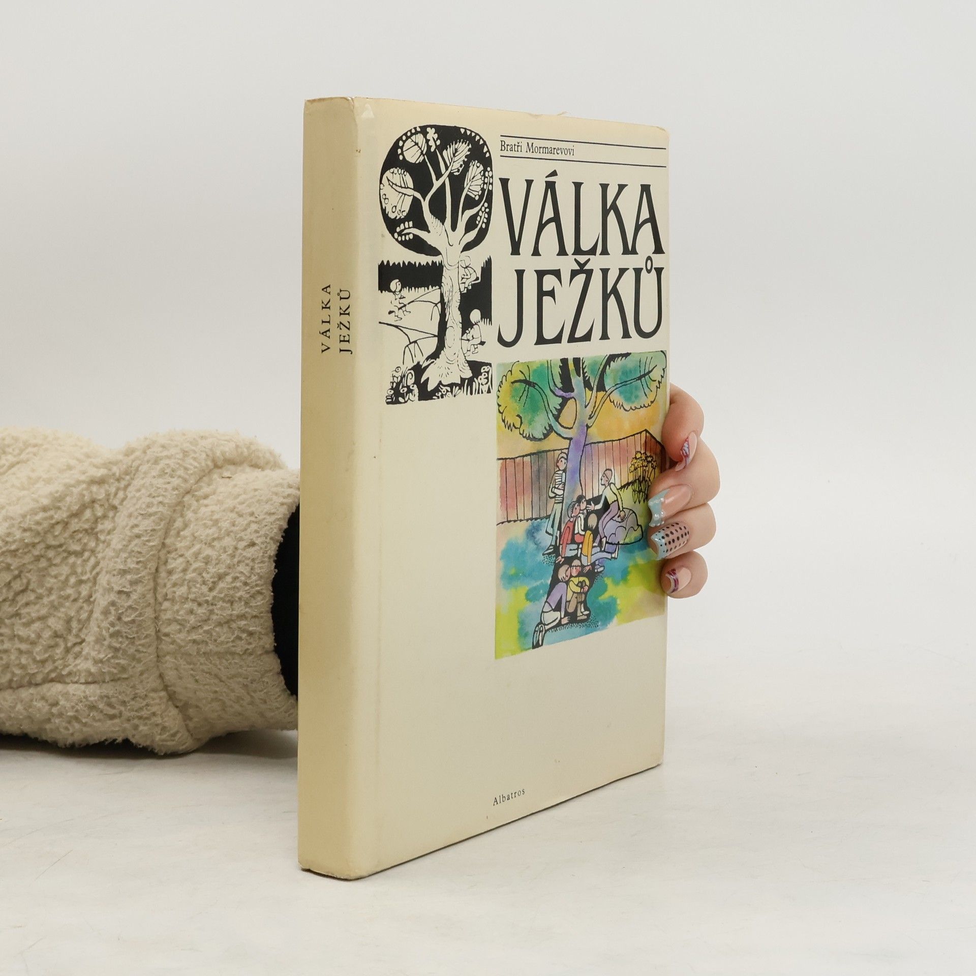 Bratři Mormarevovi Válka ježků