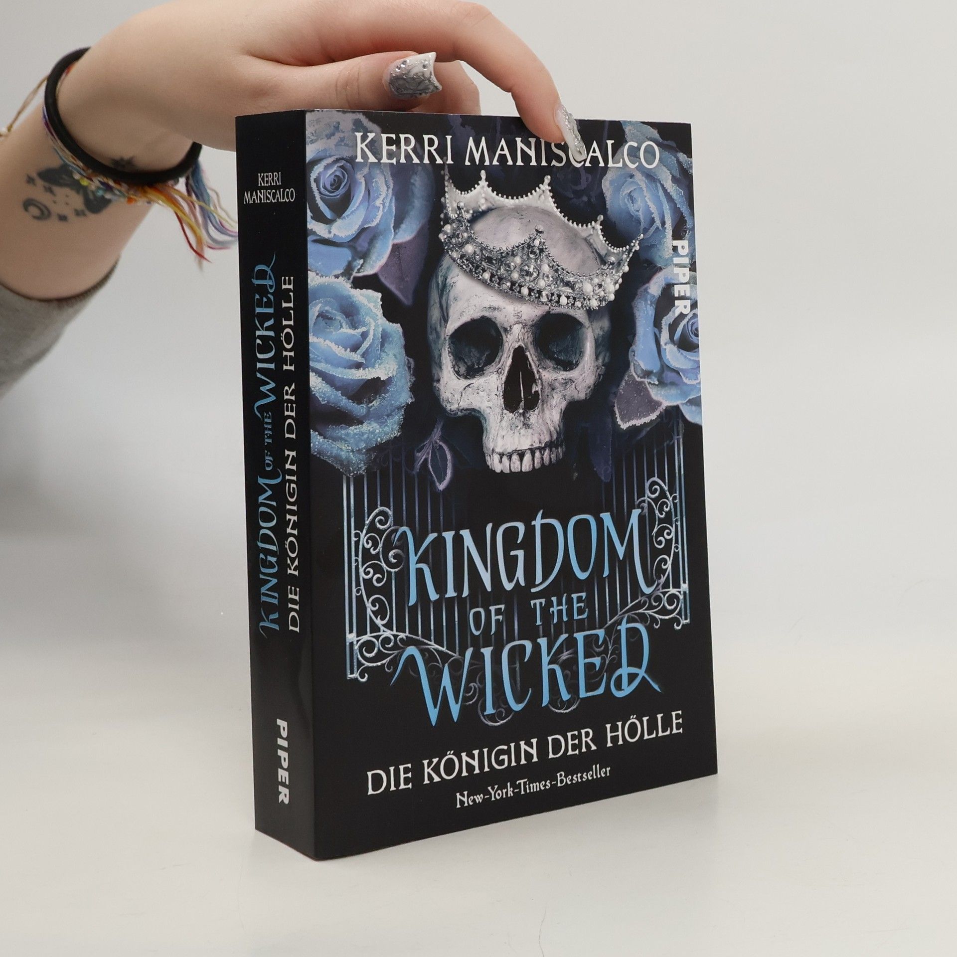 Kerri Maniscalco Kingdom of the Wicked