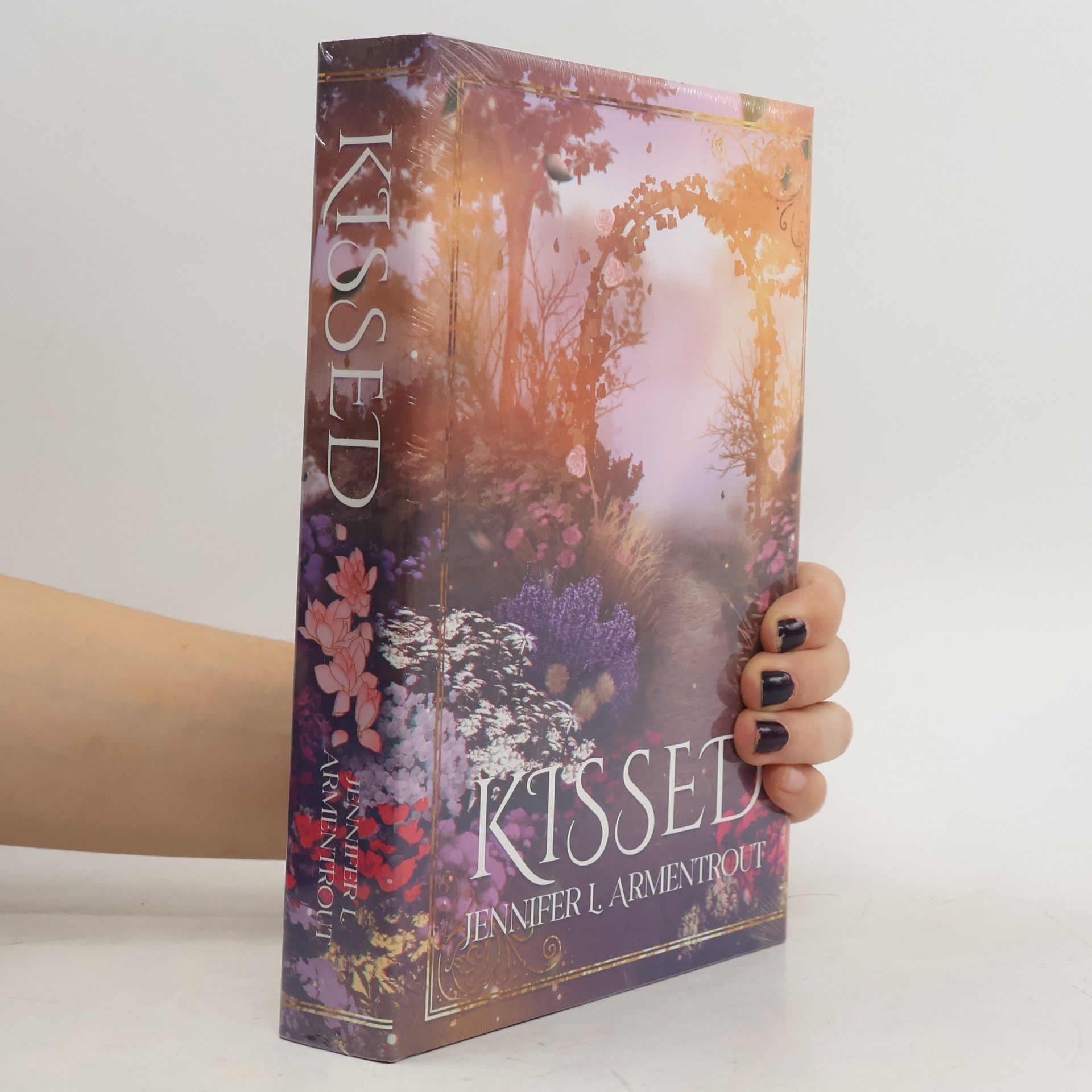 Jennifer L. Armentrout Kissed