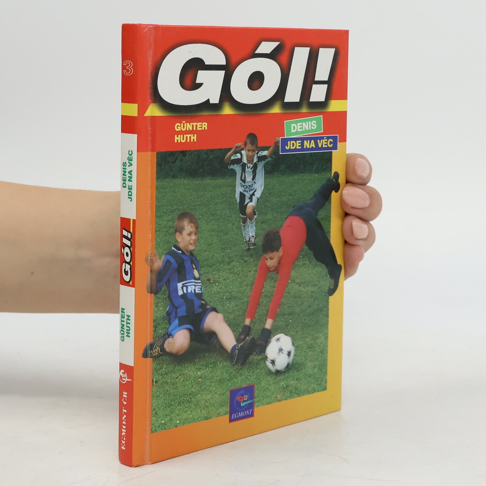 Gól!. Denis jde na věc