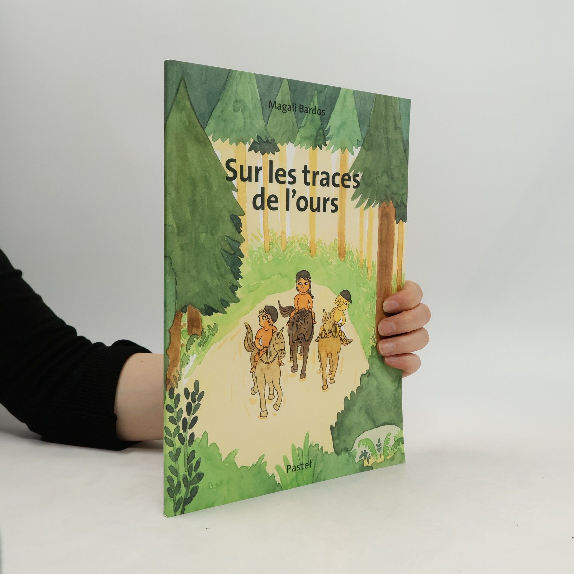 Magali Bardos Sur les traces de l'ours