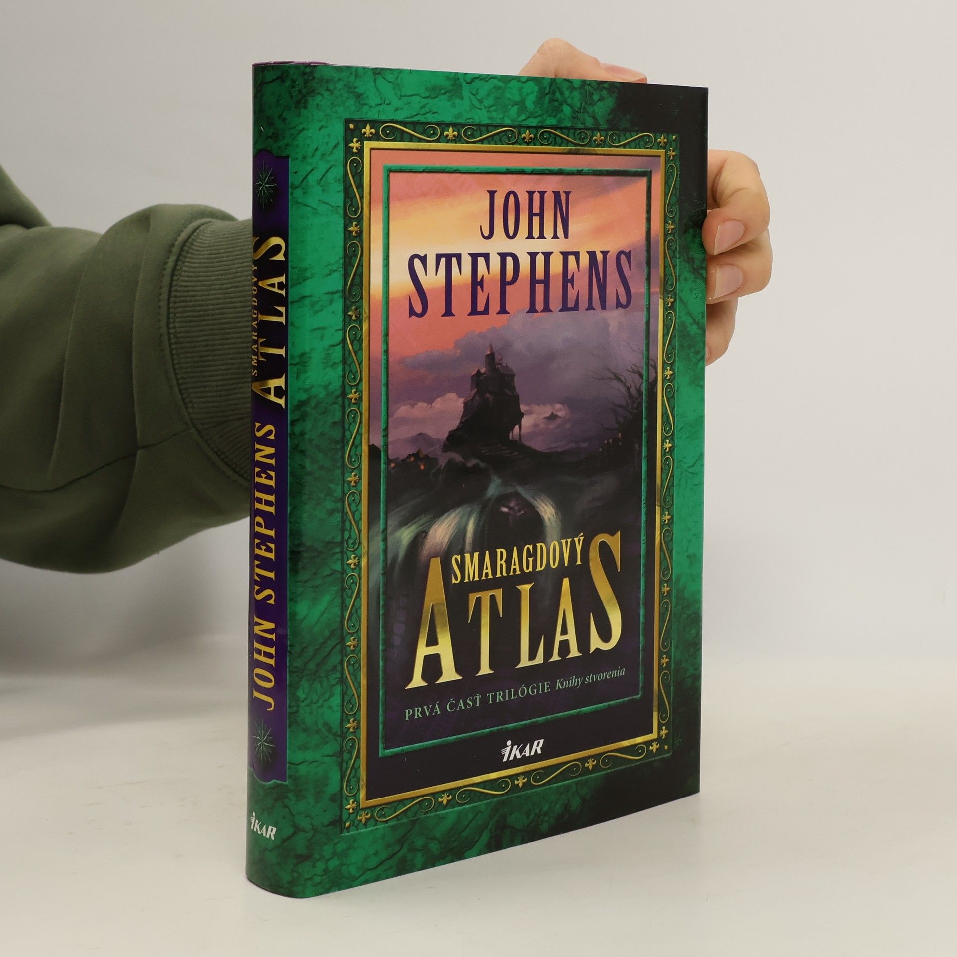 John Stephens Smaragdový atlas