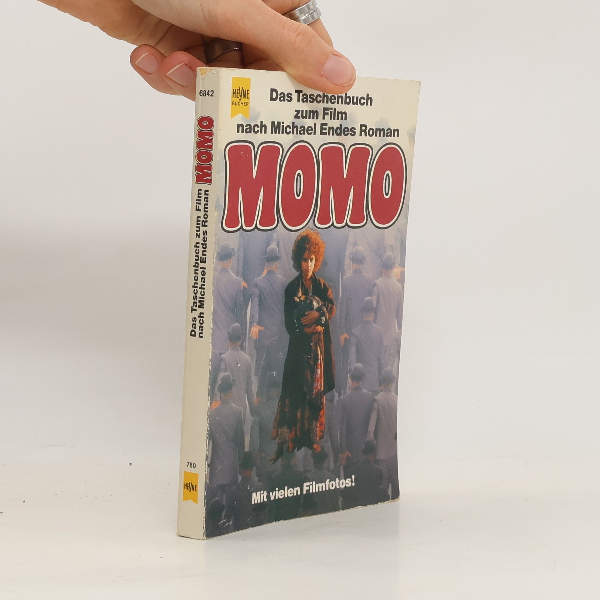 Autores varios Momo