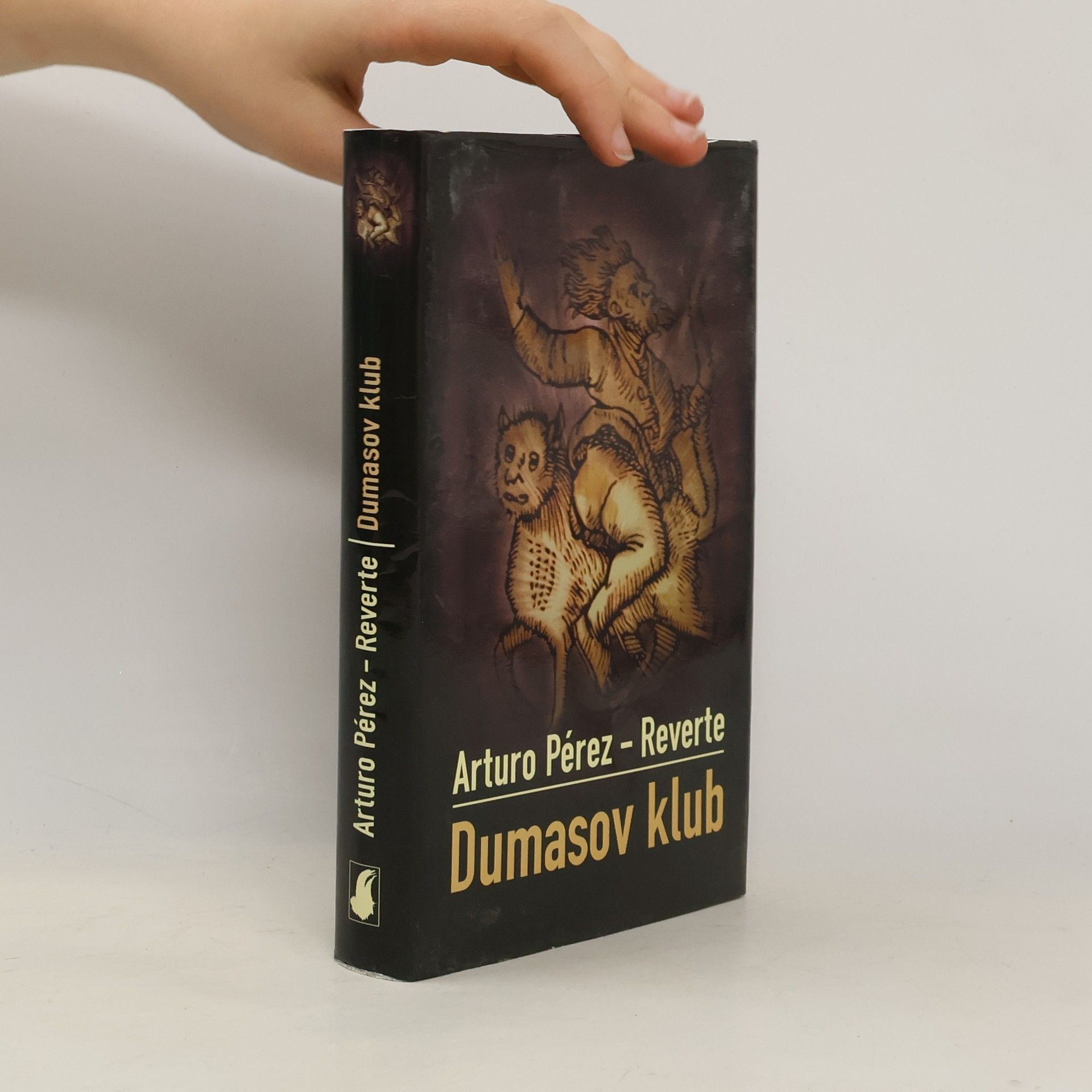 Arturo Pérez-Reverte y Gutiérrez Dumasov klub