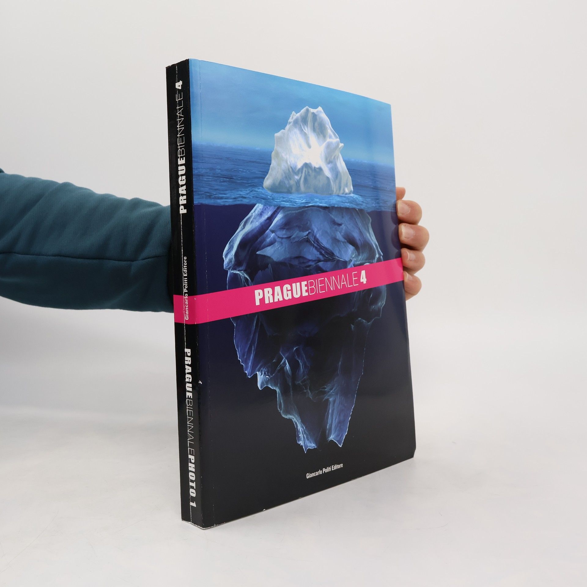 Prague biennale 4 : prague biennale photo 1