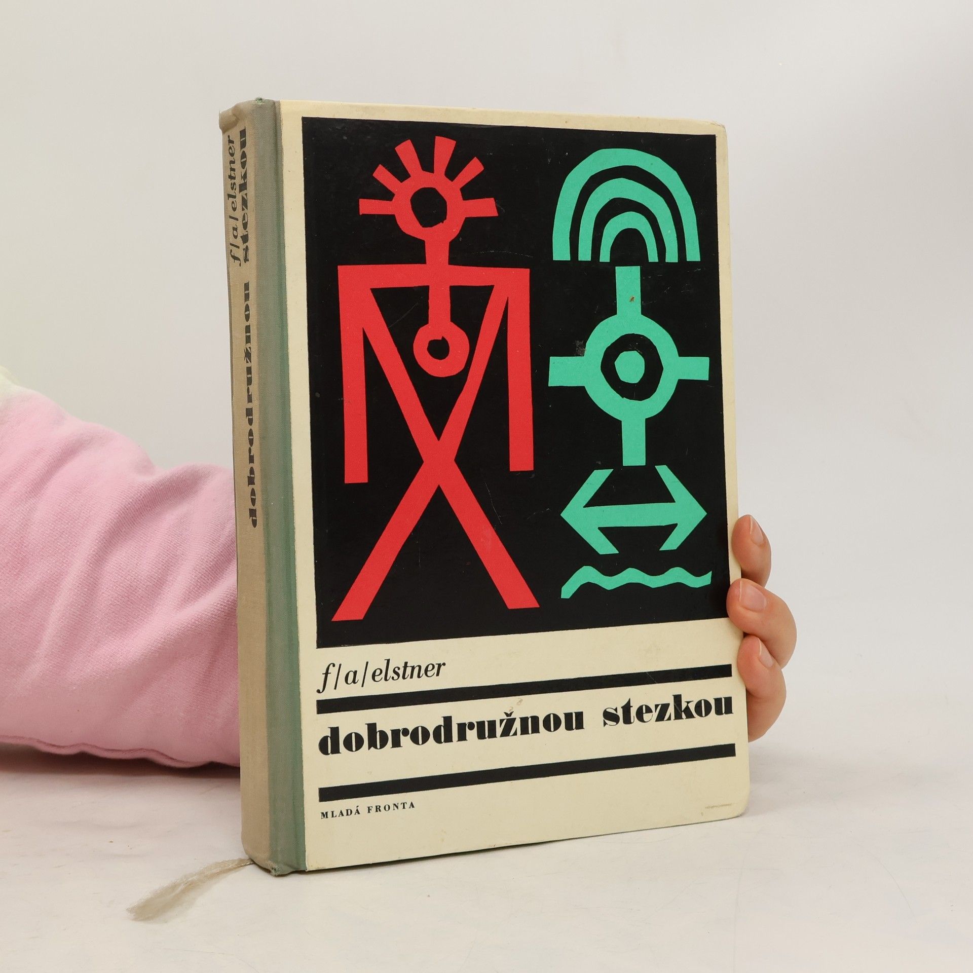 Dobrodružnou stezkou