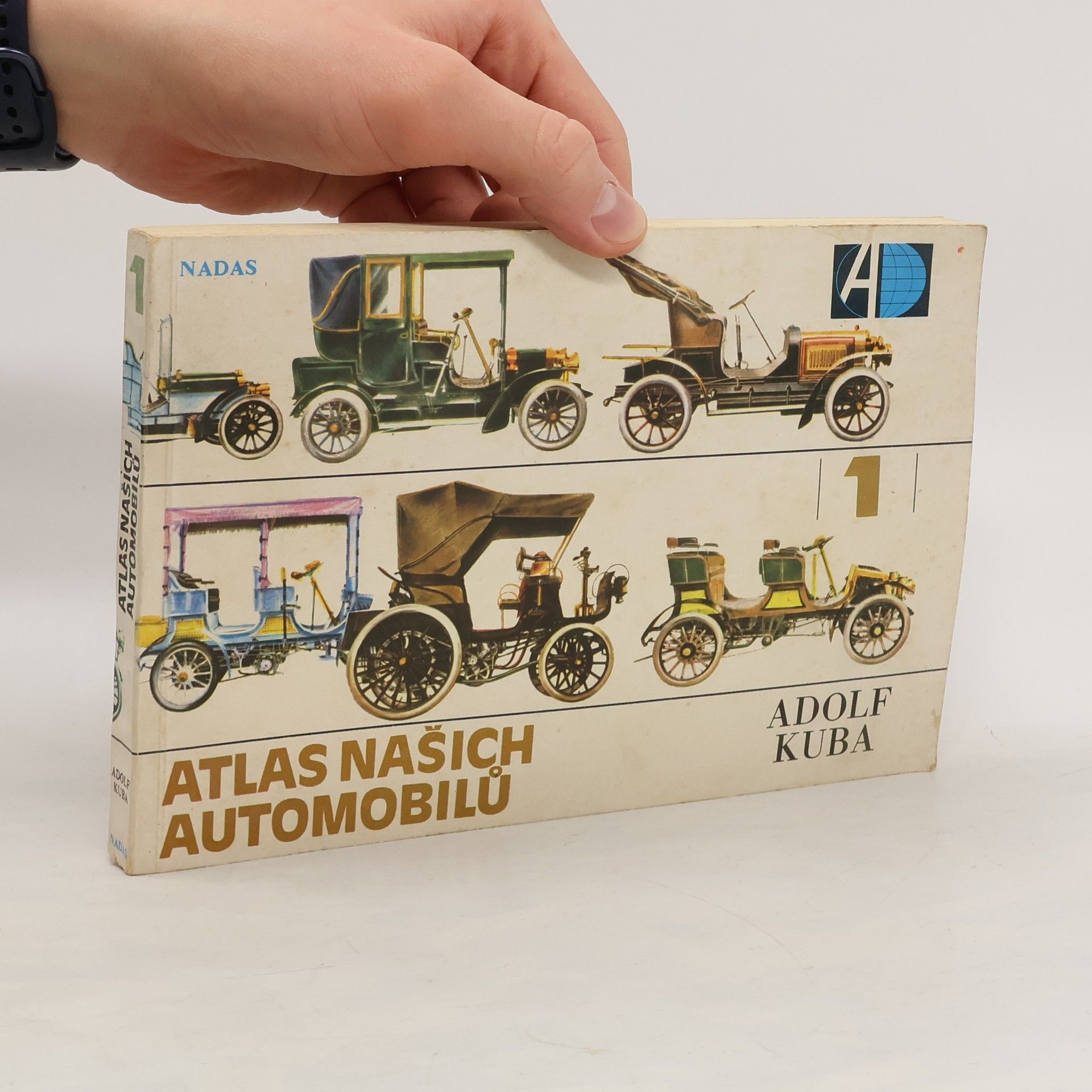 Atlas našich automobilů 1