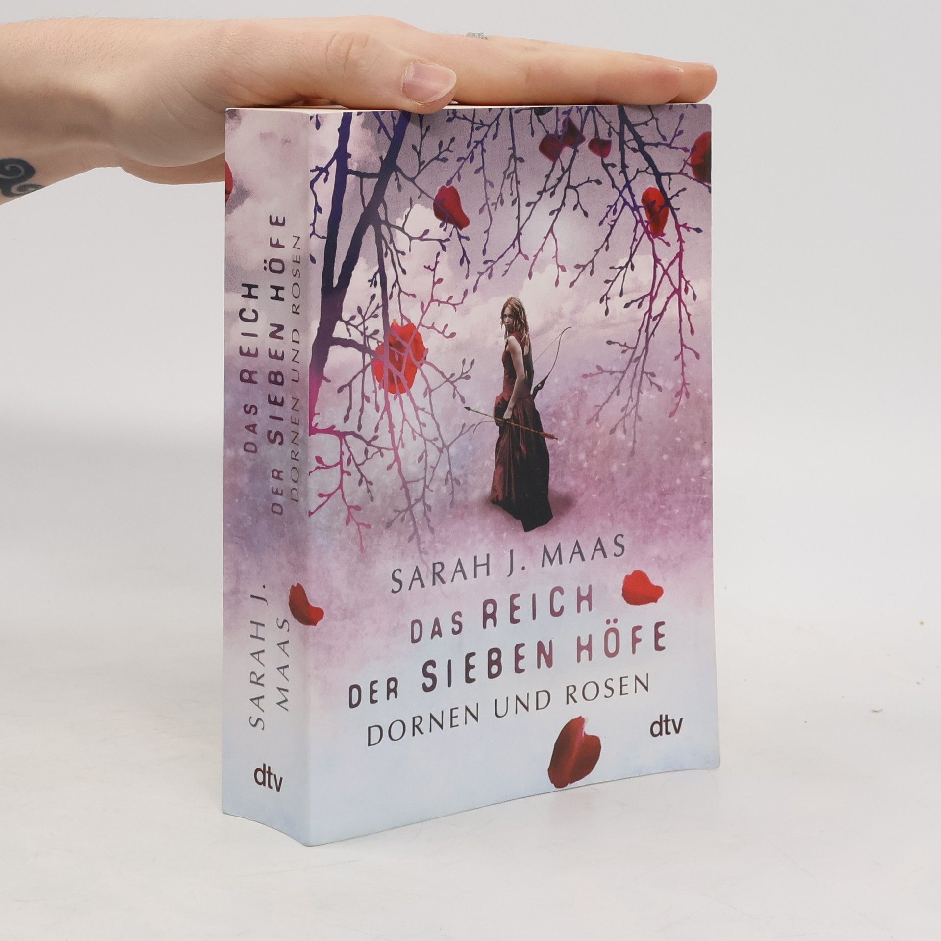 Sarah J. Maas Das Reich der sieben Höfe. Dornen und Rosen