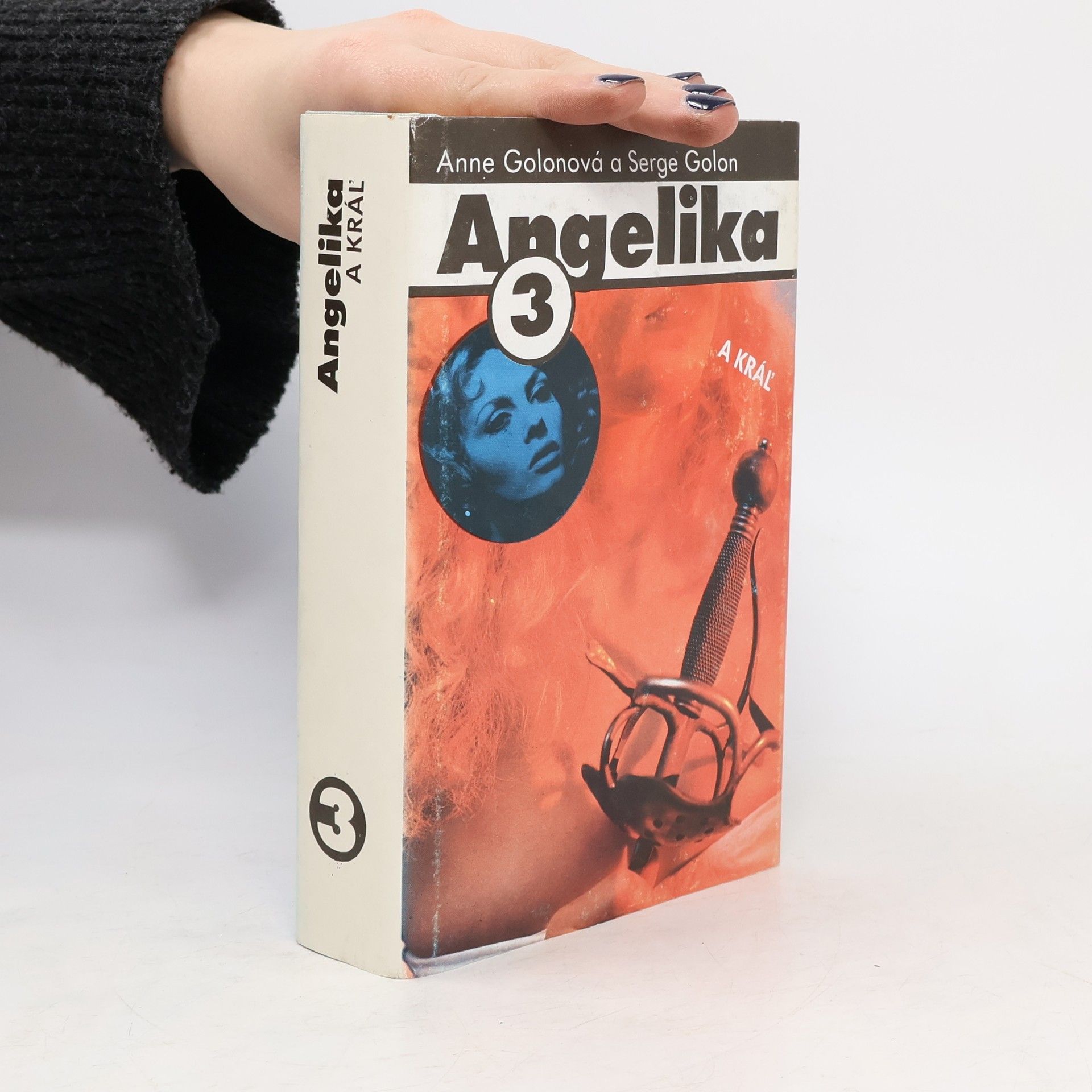 Anne Golon Angelika a kráľ