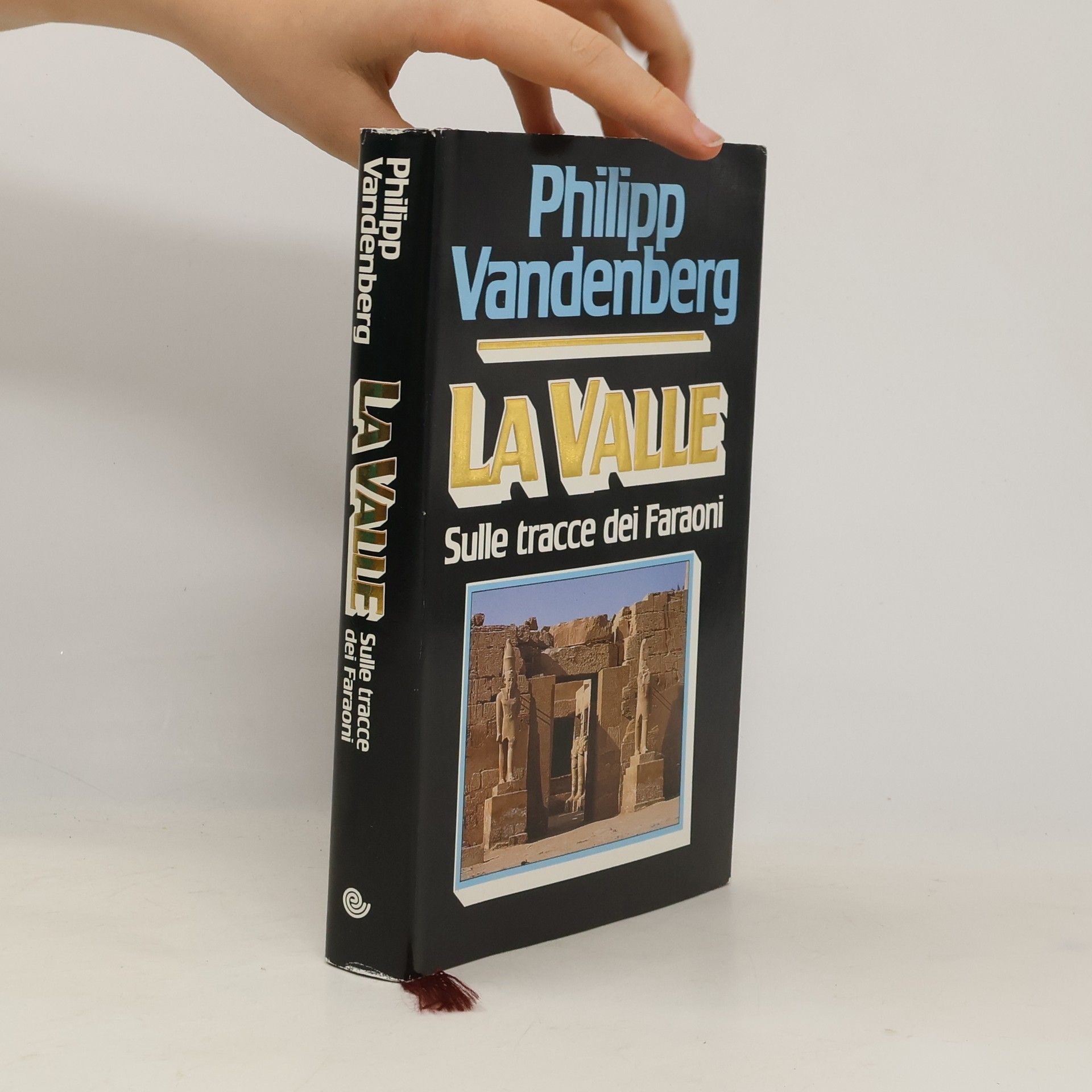 Philipp Vandenberg La valle