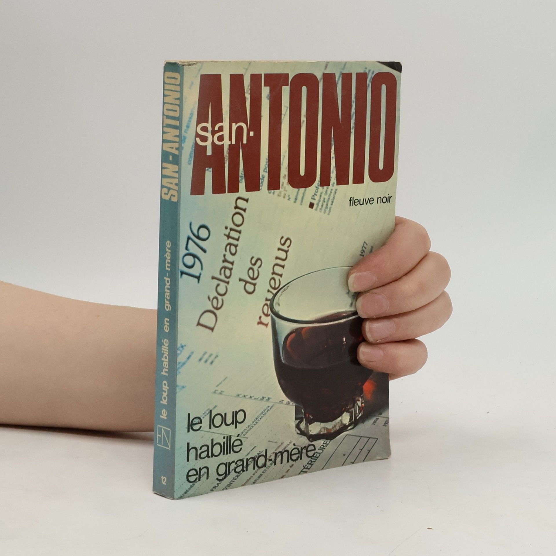 San-Antonio Le loup habille en grand-mere