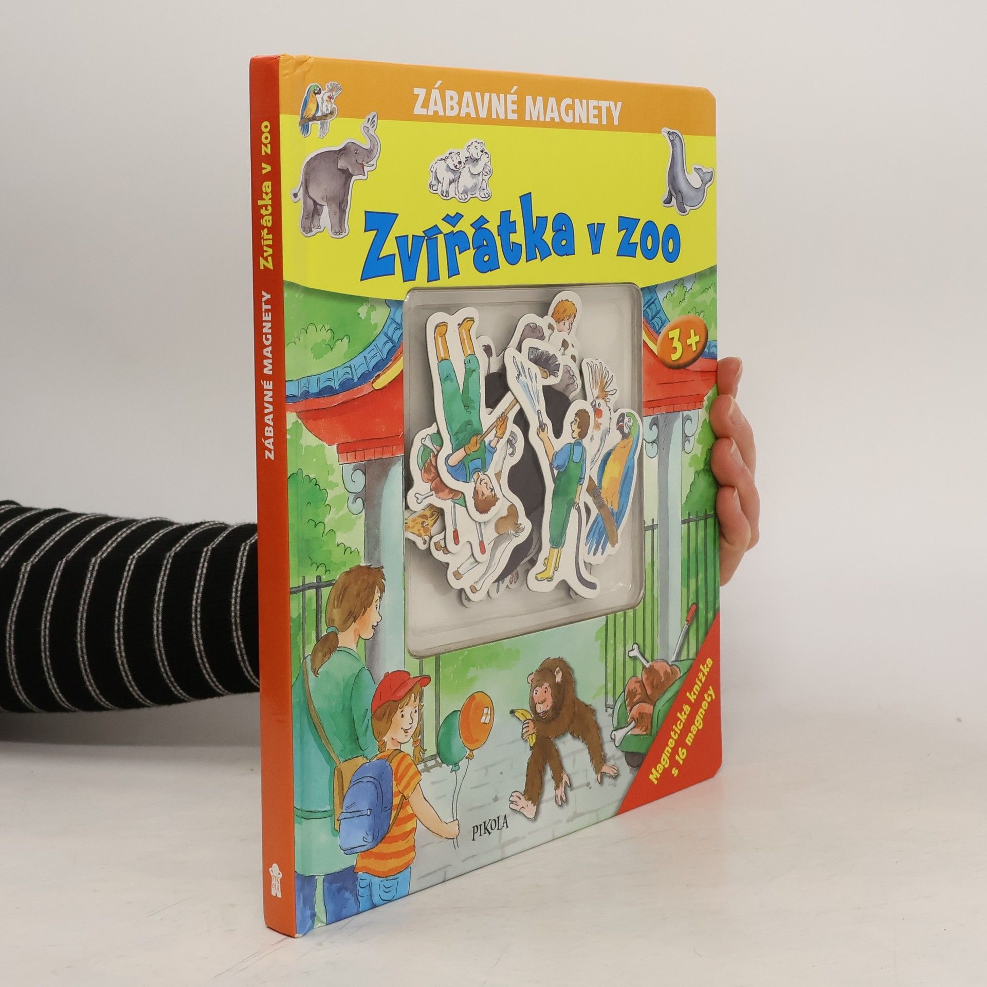 Auteurscollectief Zvířátka v ZOO. Zábavné magnety