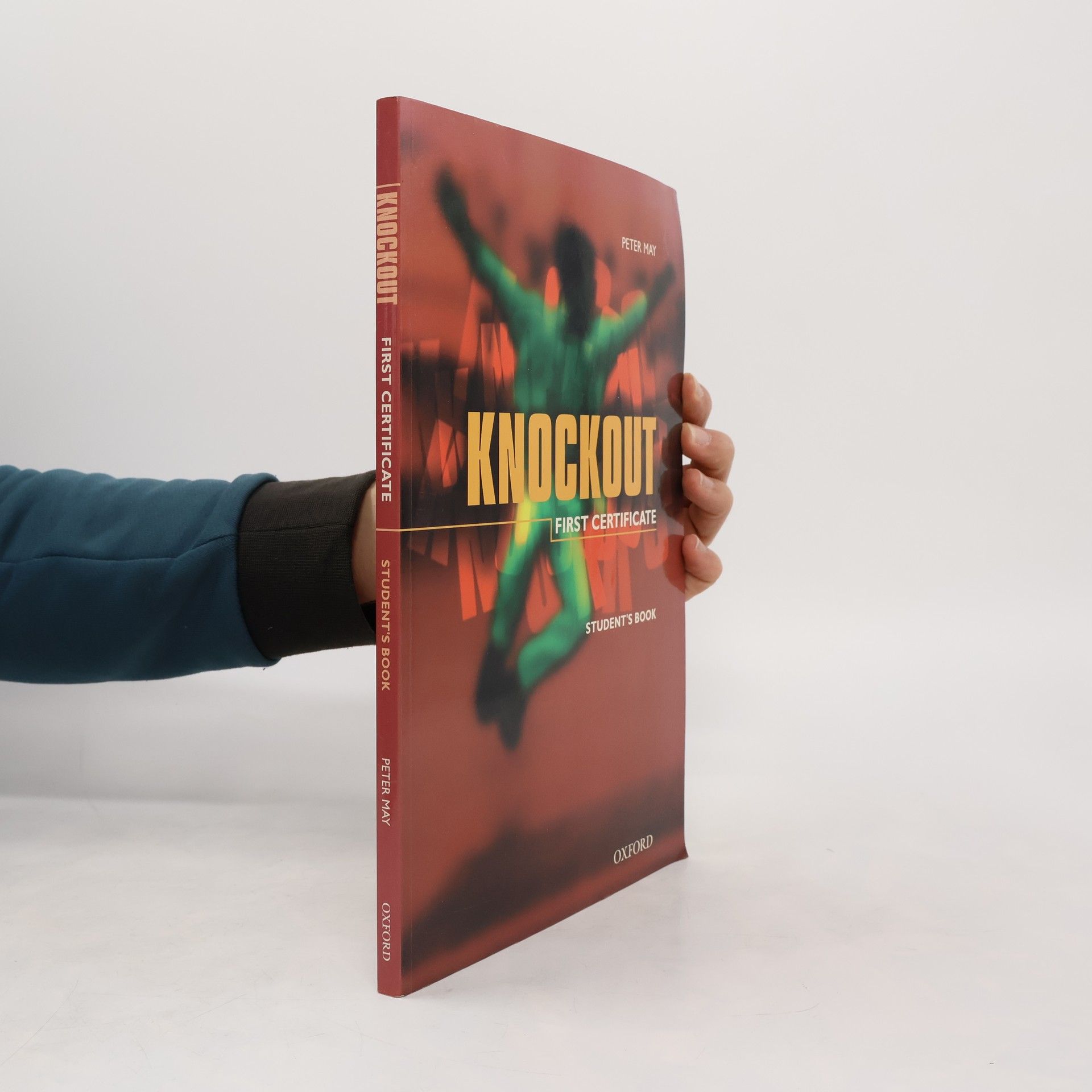 Peter May Knockout : first certificate. Student's book