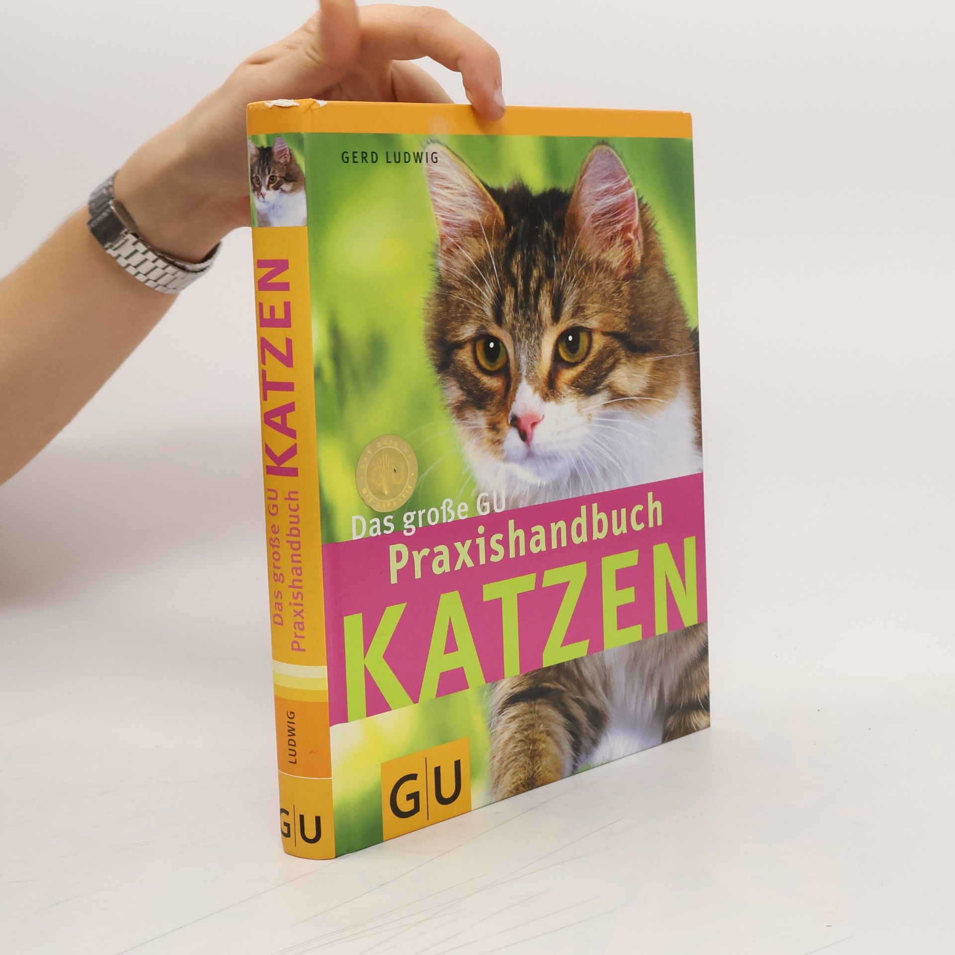 Das große GU-Praxishandbuch Katzen