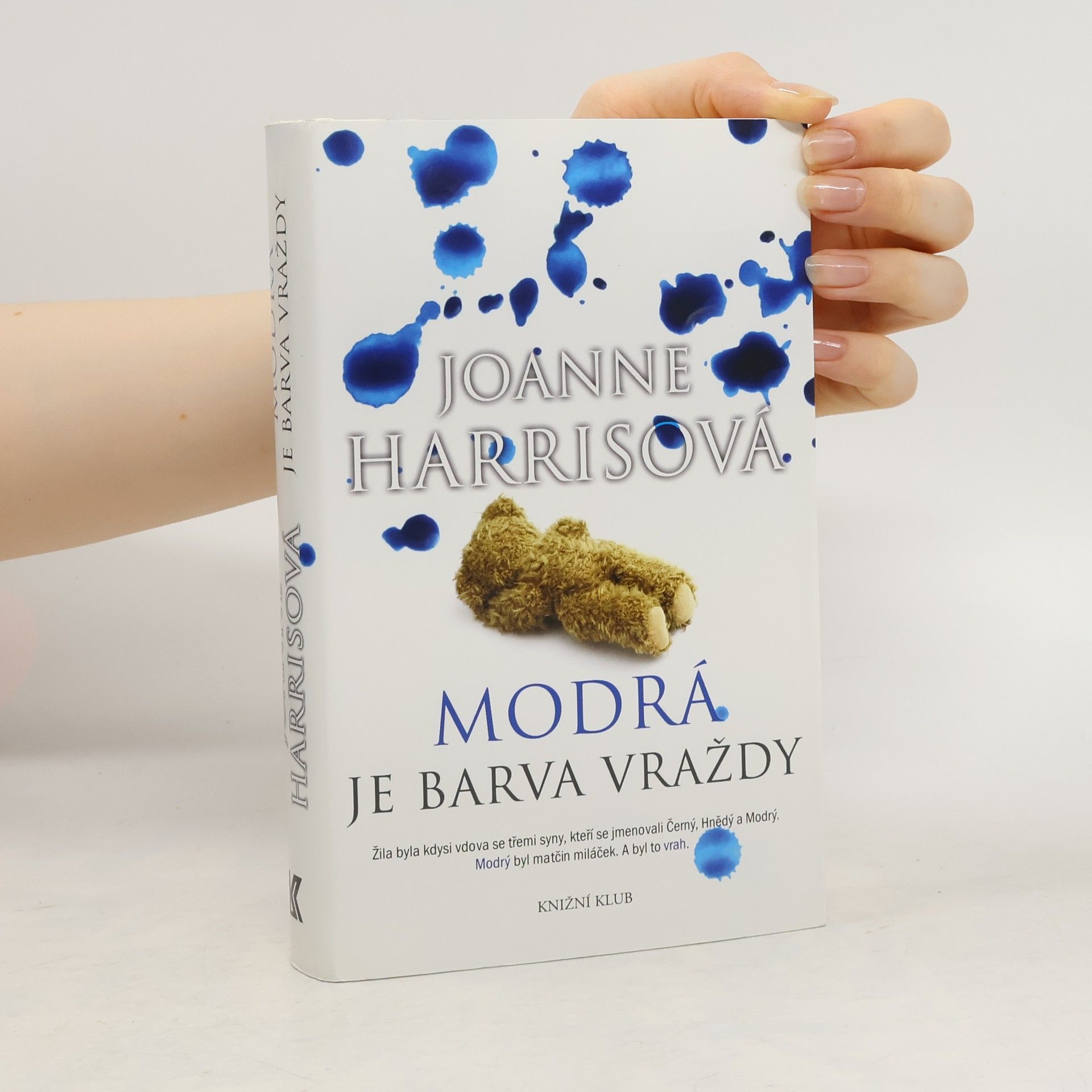 Joanne Harris Modrá je barva vraždy