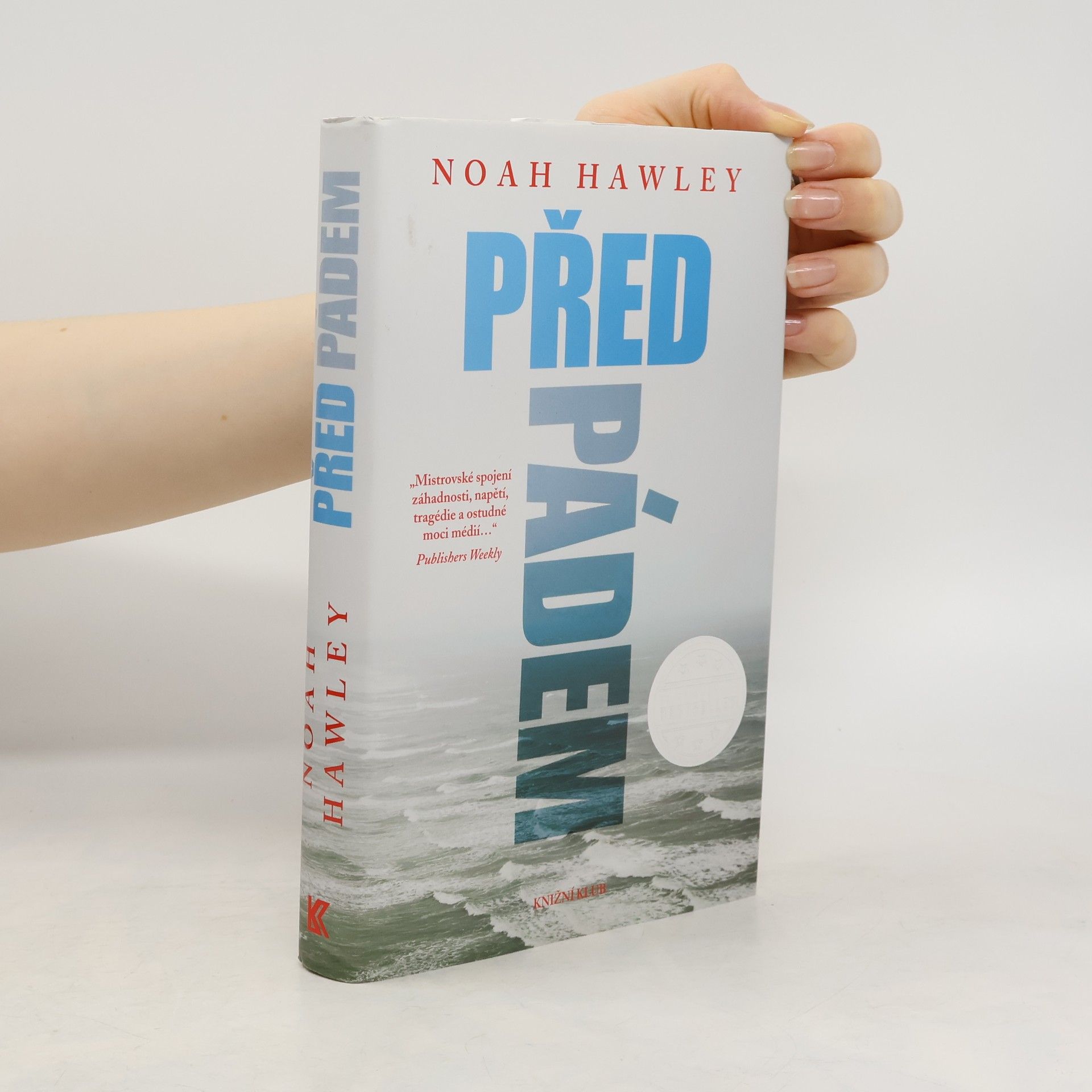 Noah Hawley Před pádem